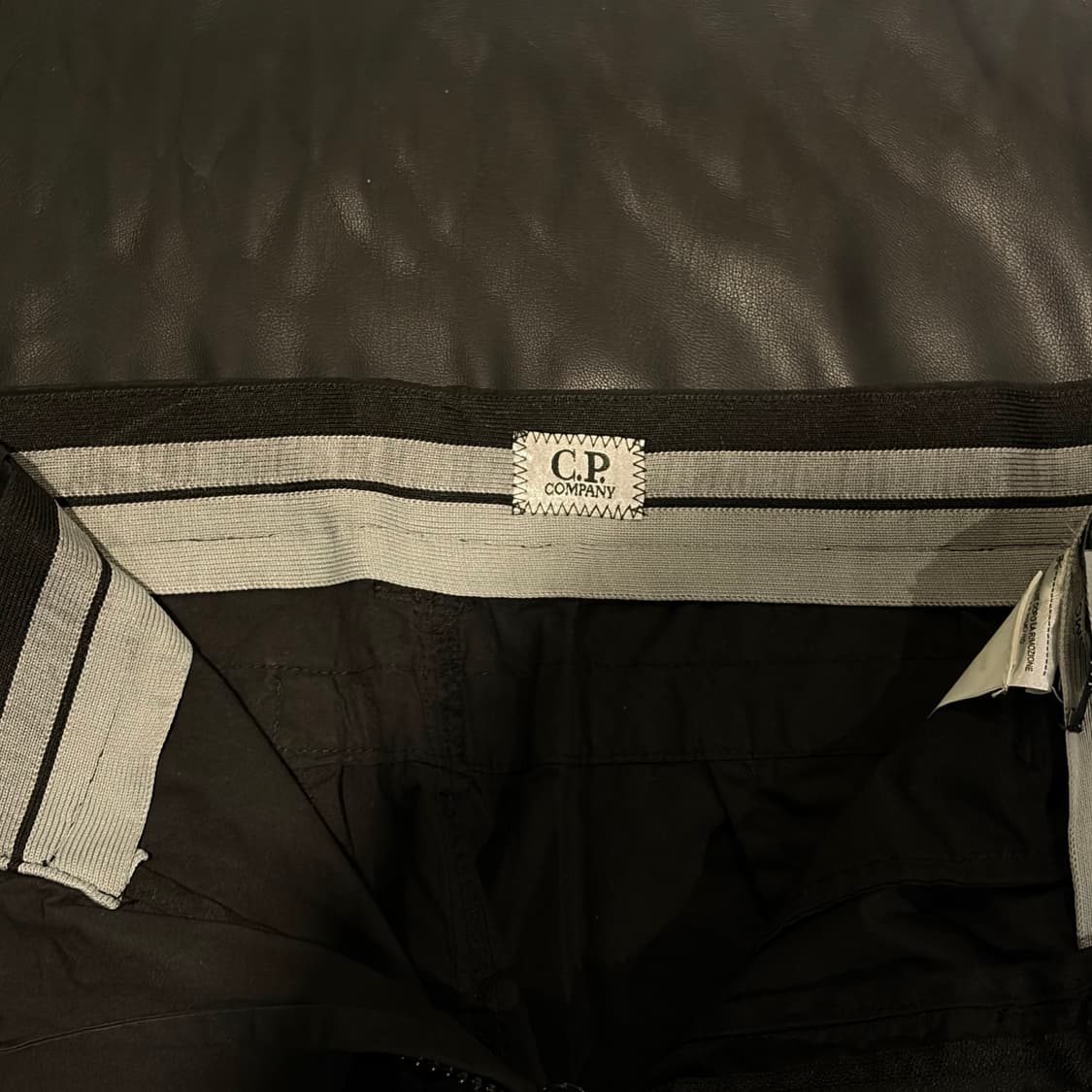 CP컴퍼니 렌즈 와펜 카고 조거팬츠 상품이미지8