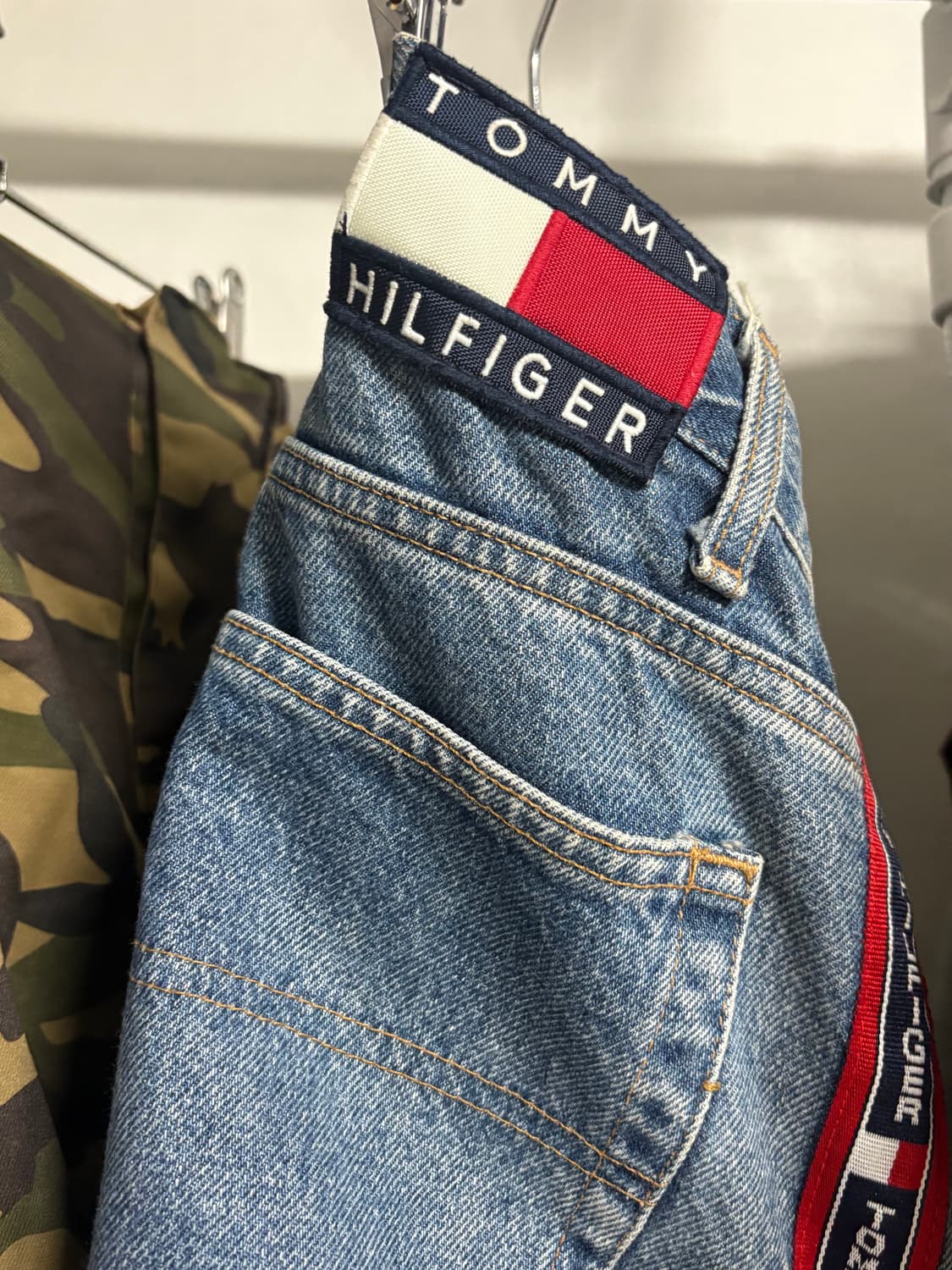 타미힐피거 올드스쿨 사이드라인 팬츠 38/32 상품이미지5