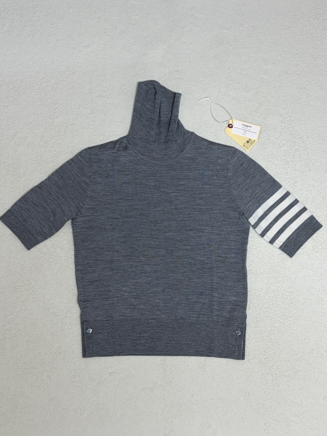 (새거급) 톰브라운 메리노울 여성 반팔 니트 40 톰브라운 여성 니트 상품이미지1