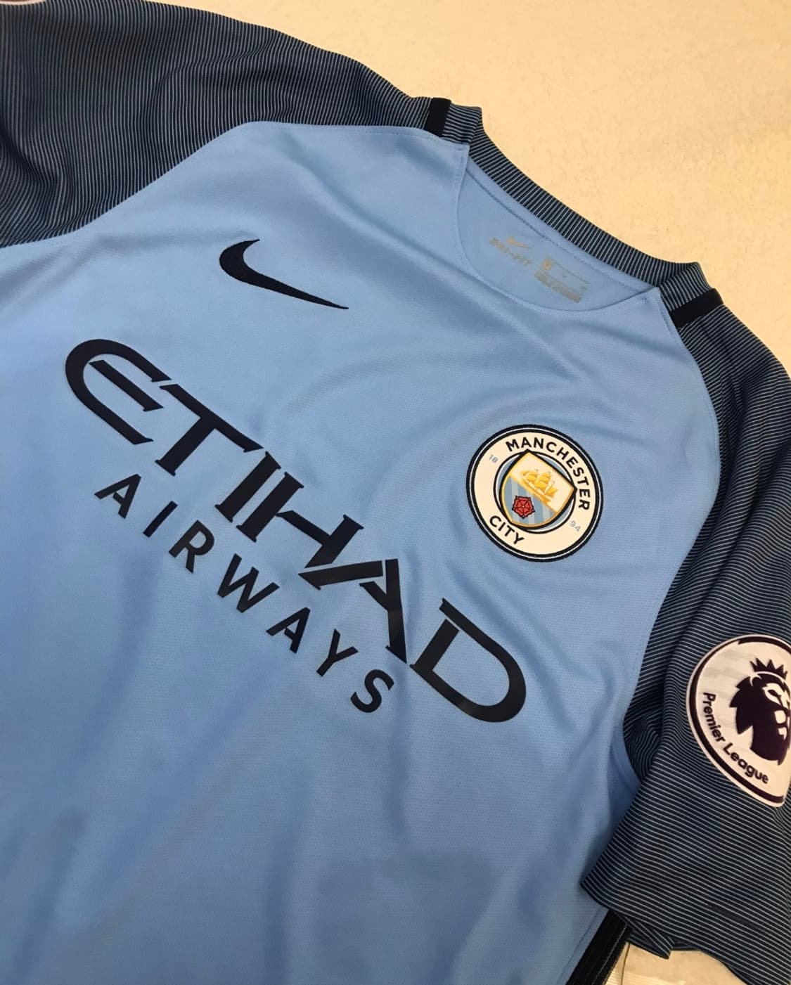 맨시티 16-17 케빈 더브라위너 유니폼 상품이미지2