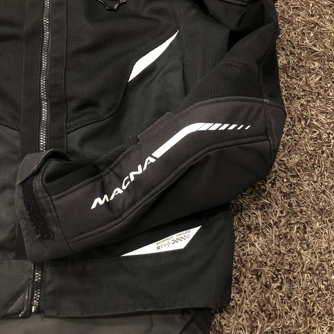 L 마크나 블랙 라이딩 자켓 상품이미지3