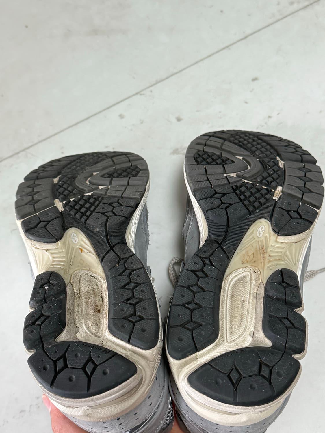 뉴발란스 2002R  상품이미지5