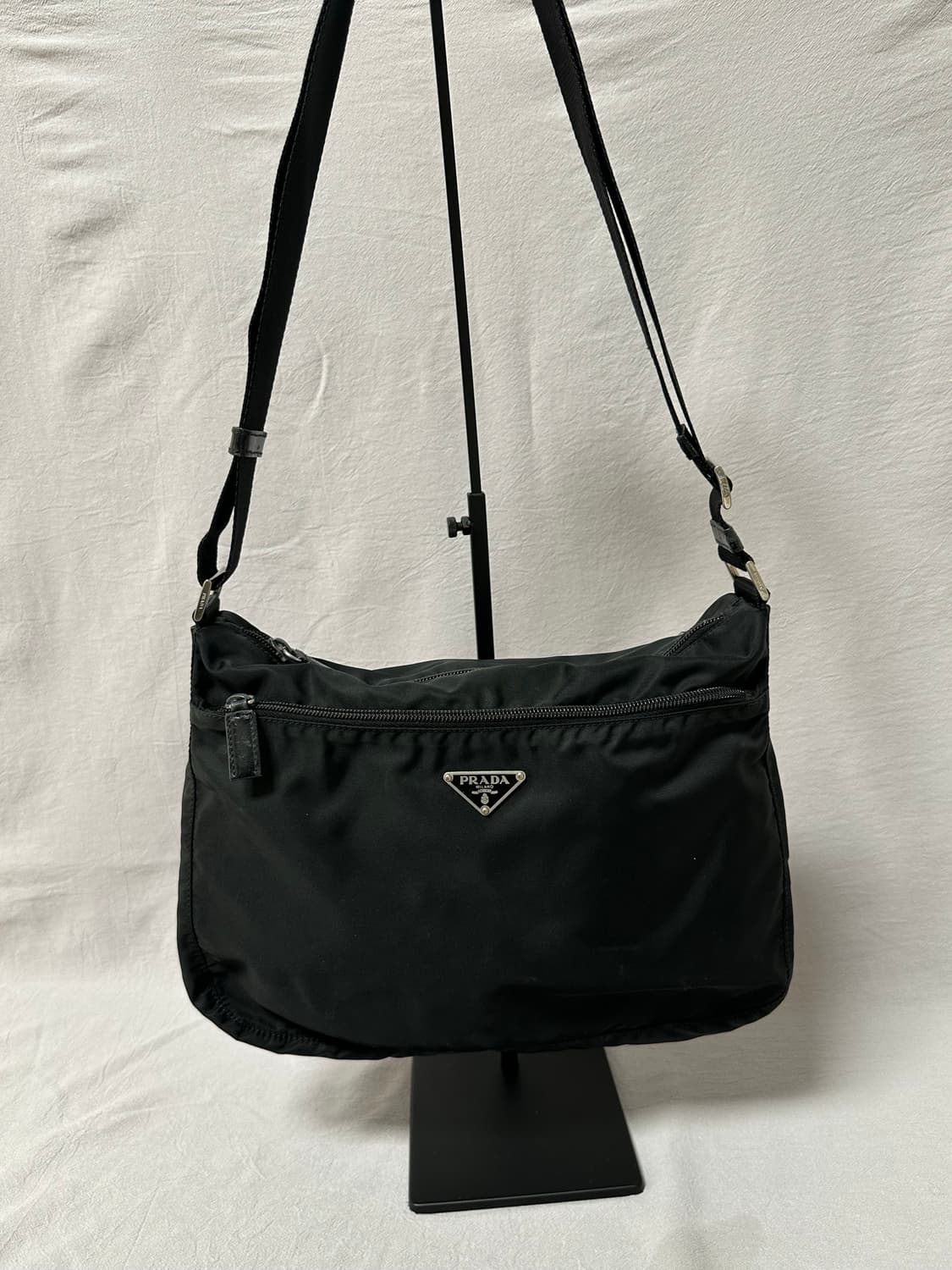 프라다 나일론 포코노 크로스백 호보백 숄더백 상품이미지1