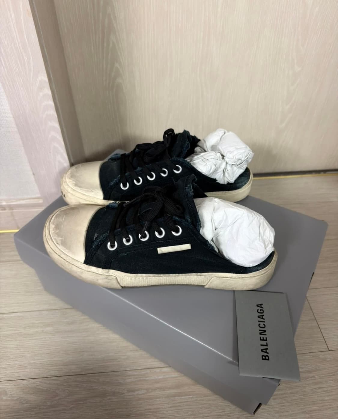 발렌시아가 파리스 스니커즈 상품이미지2