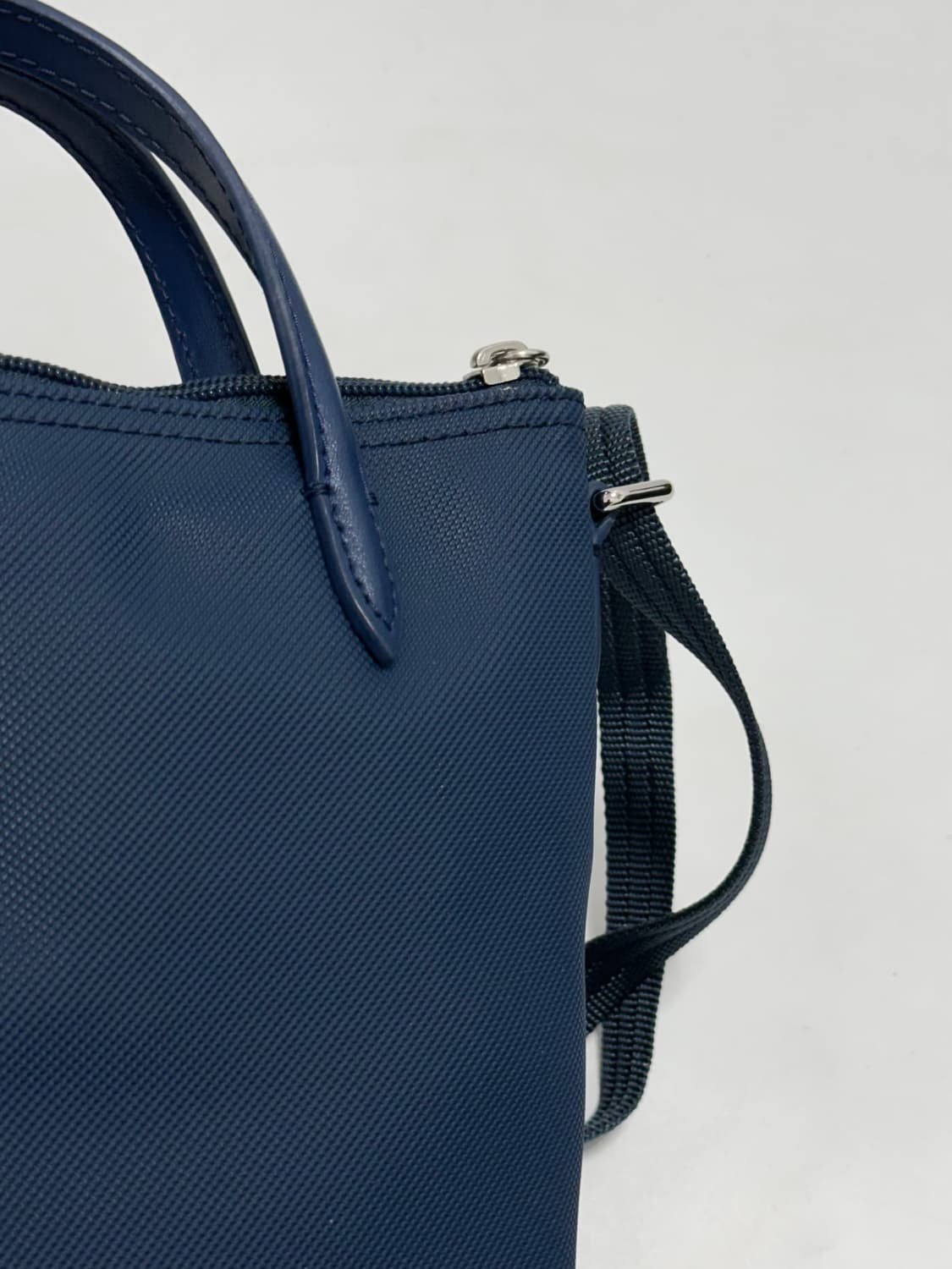 라코스테 토트 미니 크로스백 상품이미지7