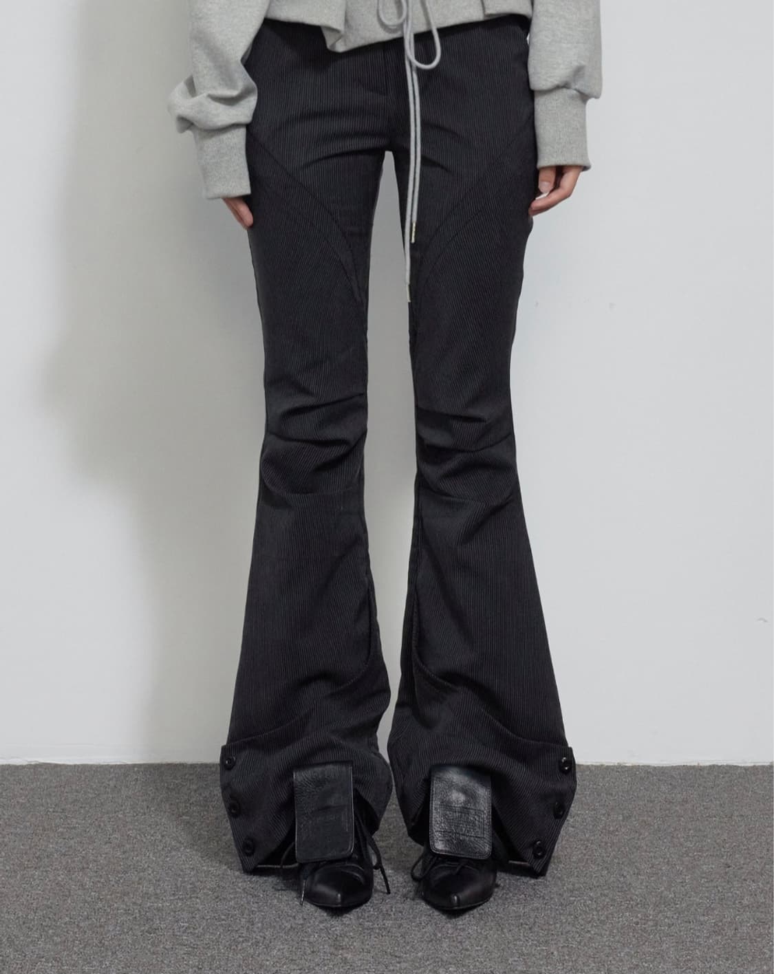 LEG LINE BOOTCUT PANTS, STRIPE BLACK (2) 상품이미지1