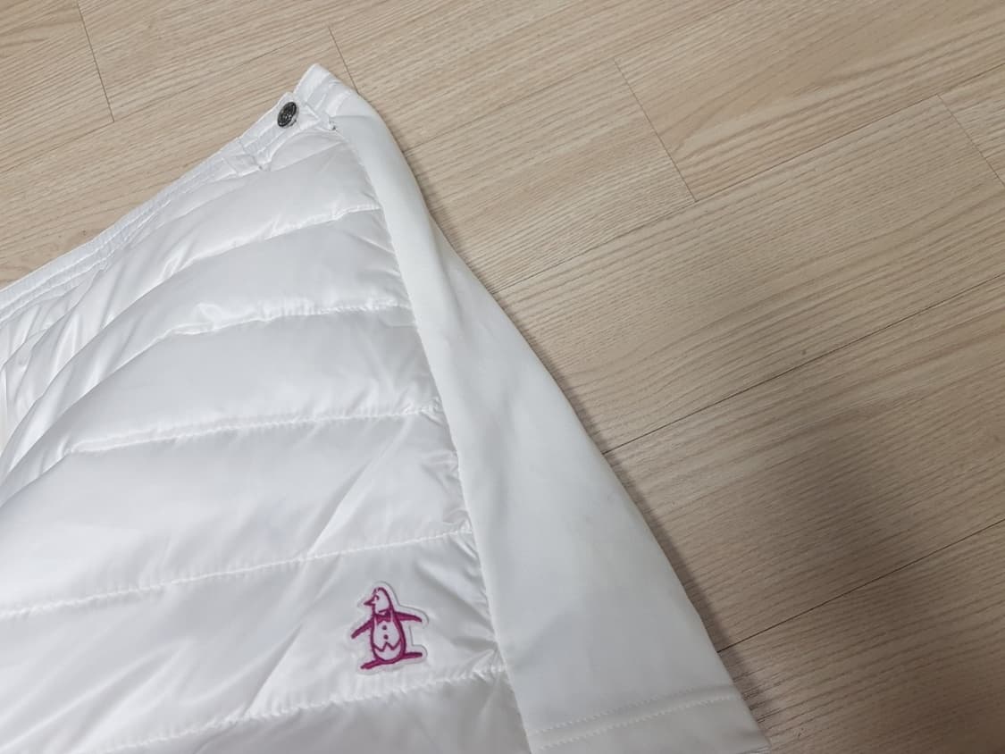 새거)먼싱웨어 덕다운 골프치마 상품이미지3