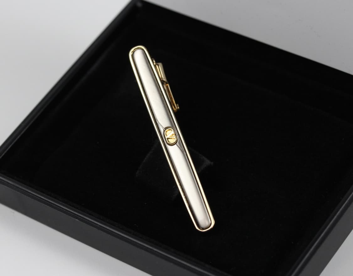 발렌티노 가라바니 A+등급 5cm 하이엔드 남자 명품 넥타이핀 상품이미지1