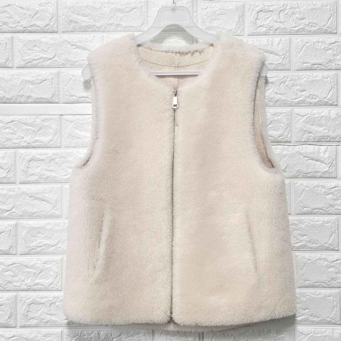 택포_ City Gee 양모 100% 무스탕 조끼 상품이미지1