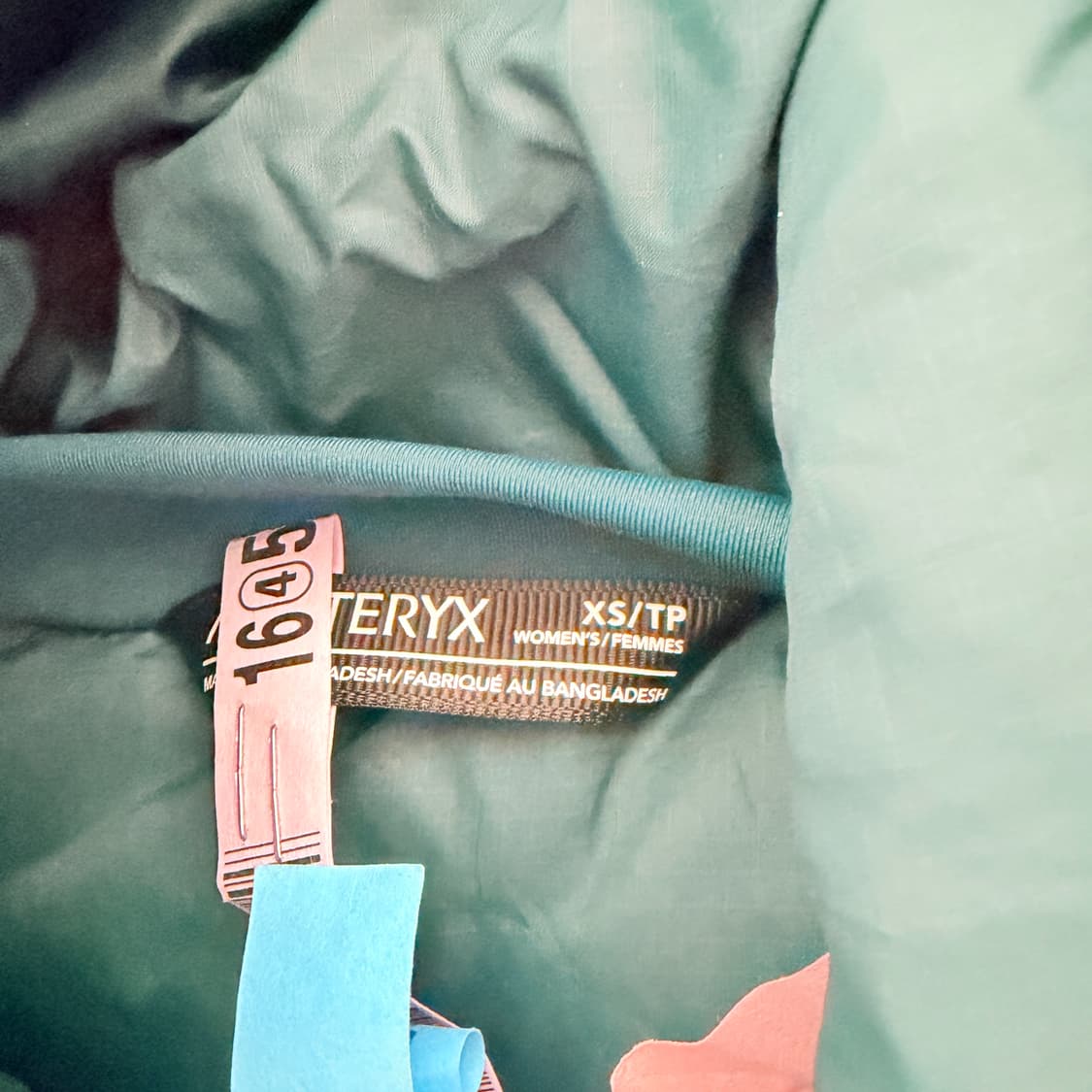 아크테릭스 아톰 AR 후디 경량패딩 상품이미지3