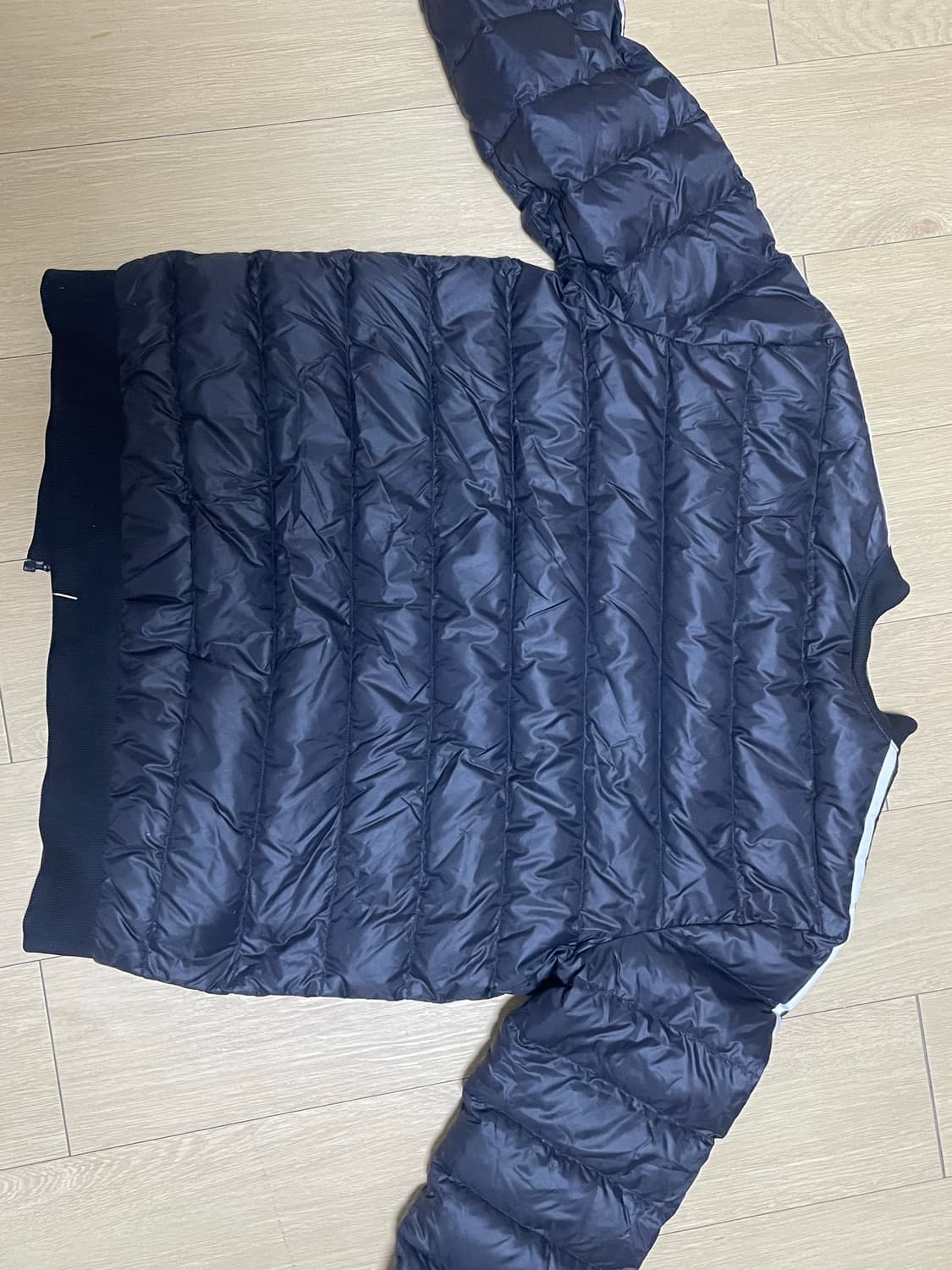 아디다스 오리지널스 삼선 덕다운 블랙 패딩 자켓 XL 상품이미지3