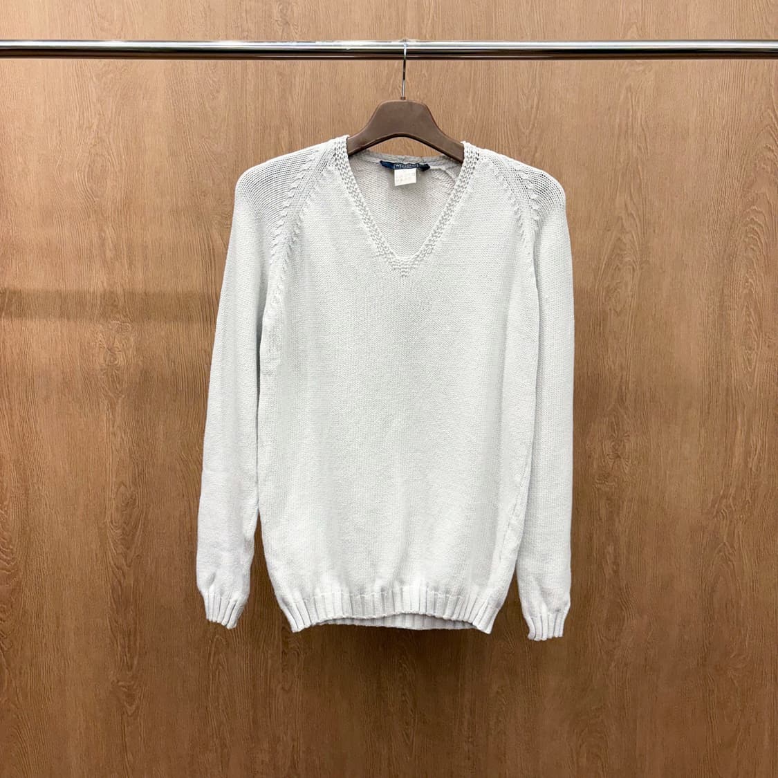 막스마라 위켄드 브이넥 니트 케이블 조직 레글런 슬리브 디테일 아이보리 상품이미지2