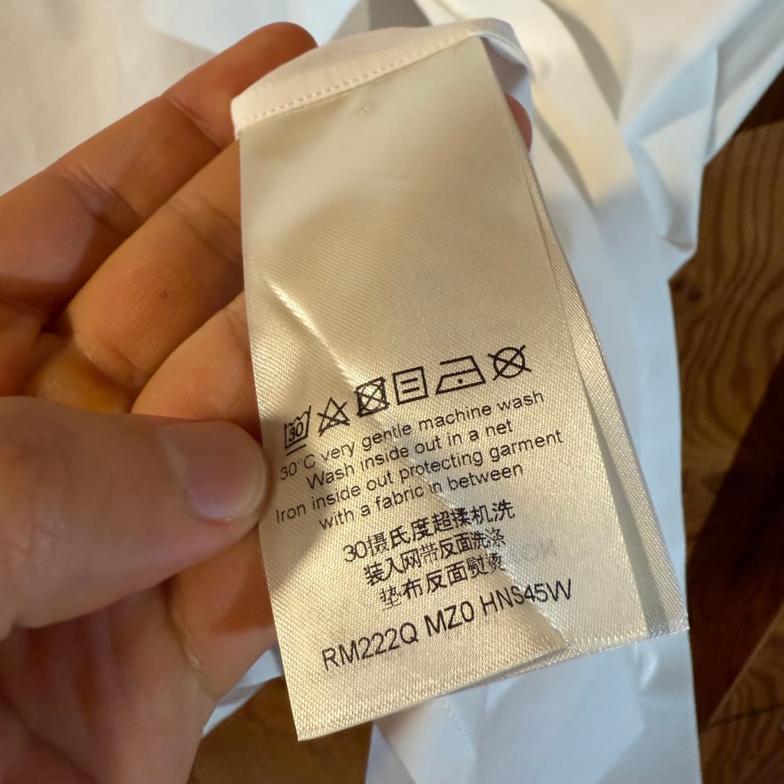 루이비통 모노그램 그래피티 박스 프린팅 반팔 셔츠 상품이미지6