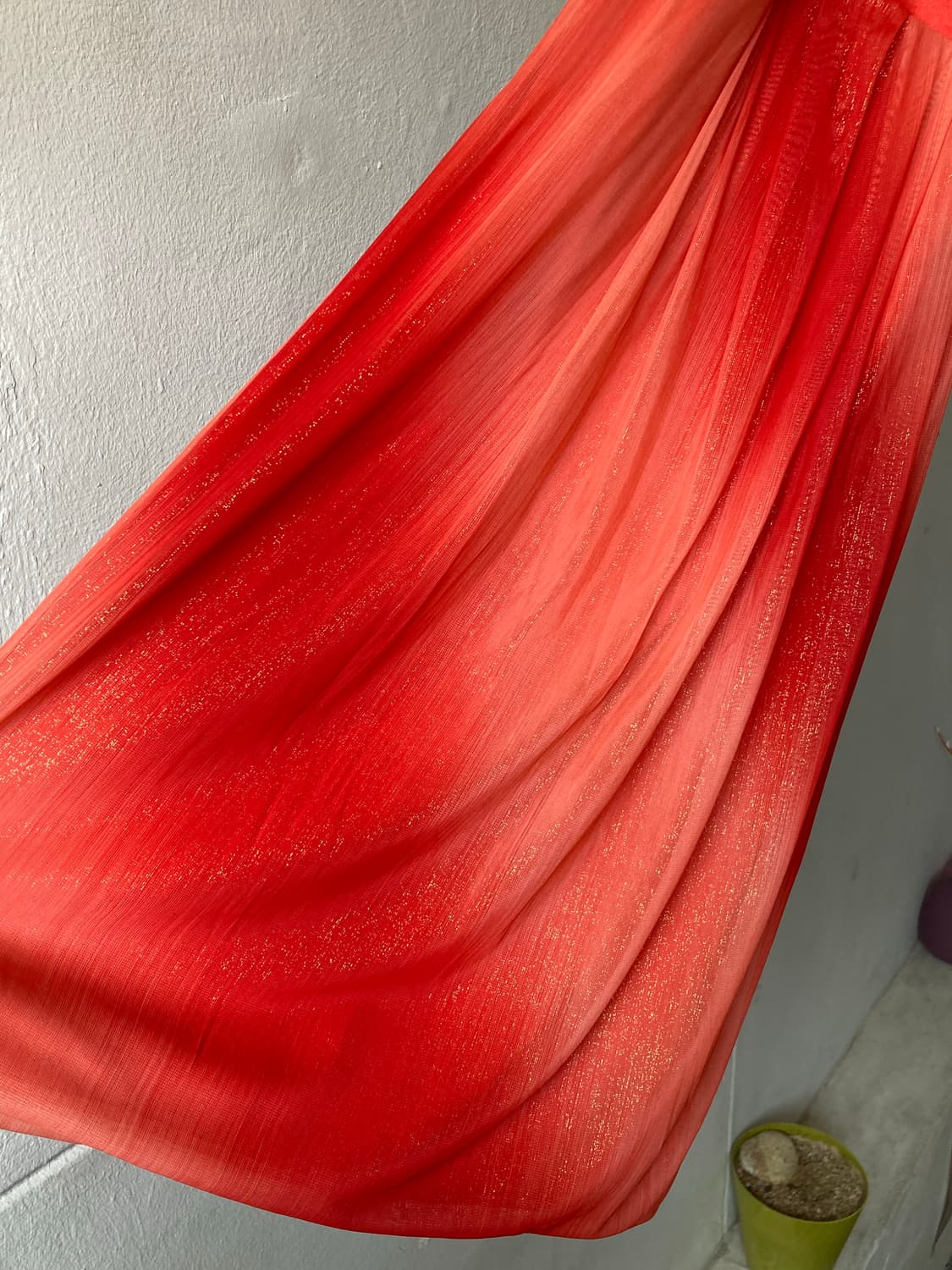 루비 홀터넥 글리치 드레스 상품이미지4