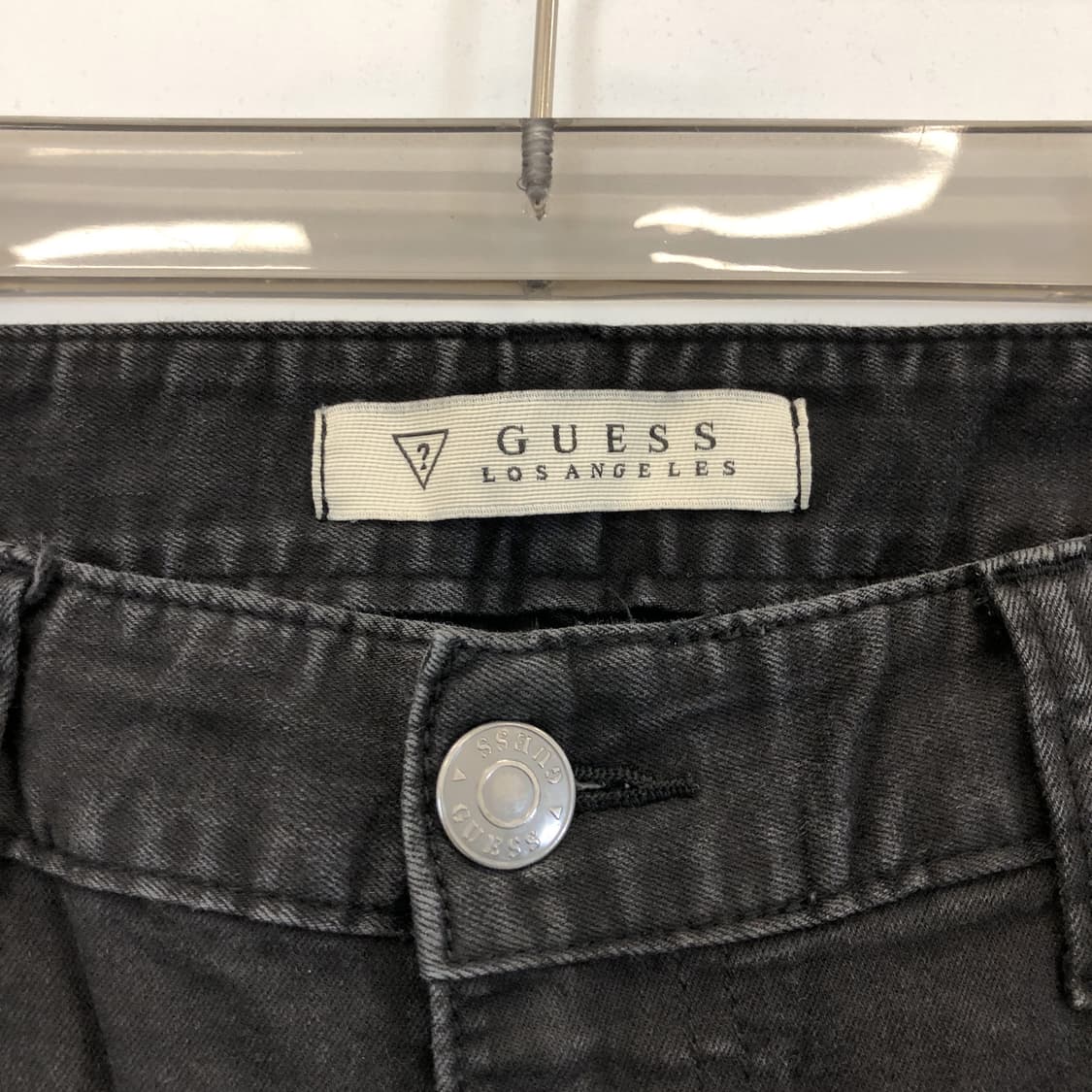 게스 워시드블랙 패치로고 데님진 30-31 인치 상품이미지2