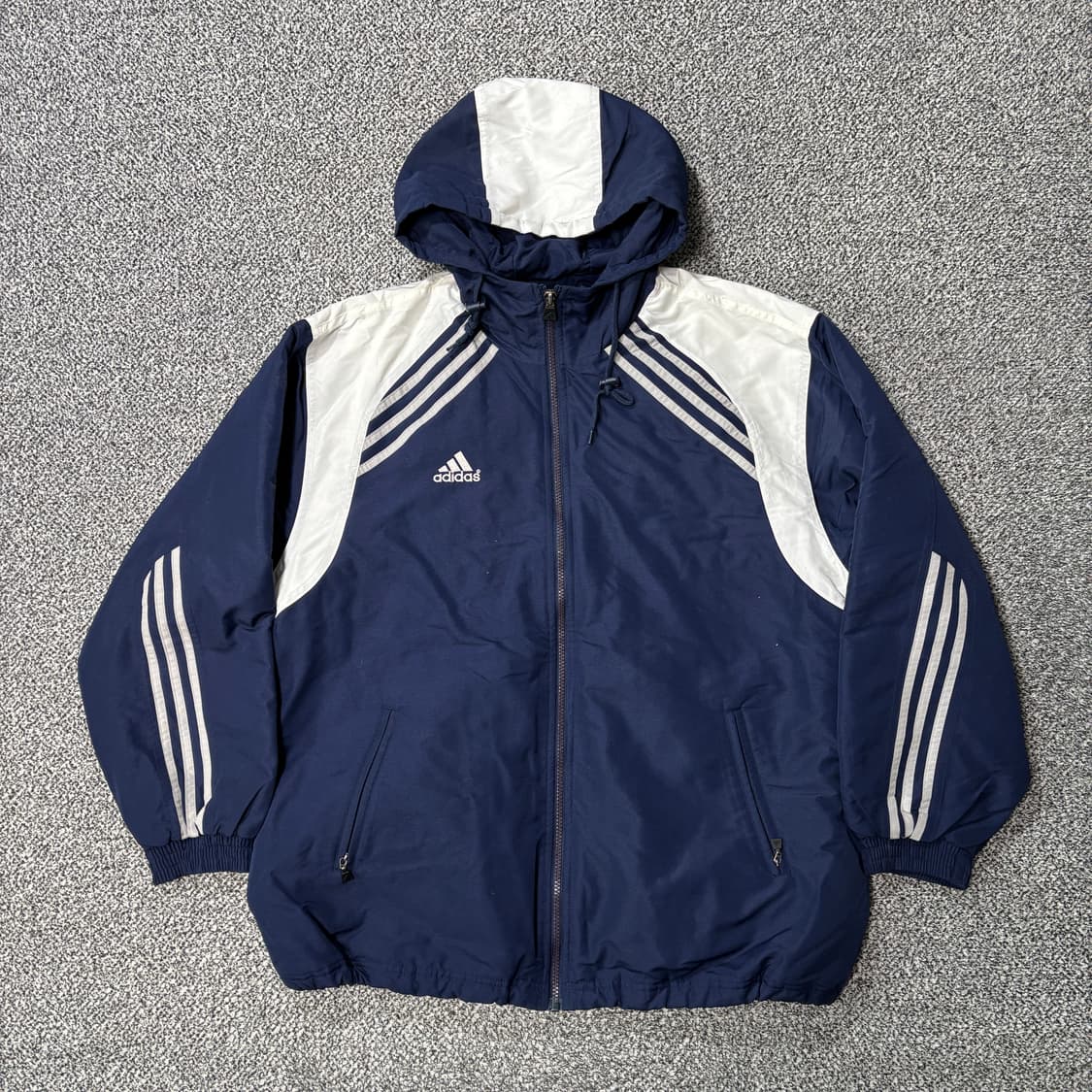 아디다스 90s 네이비 화이트 누빔 점퍼 (100) 상품이미지1