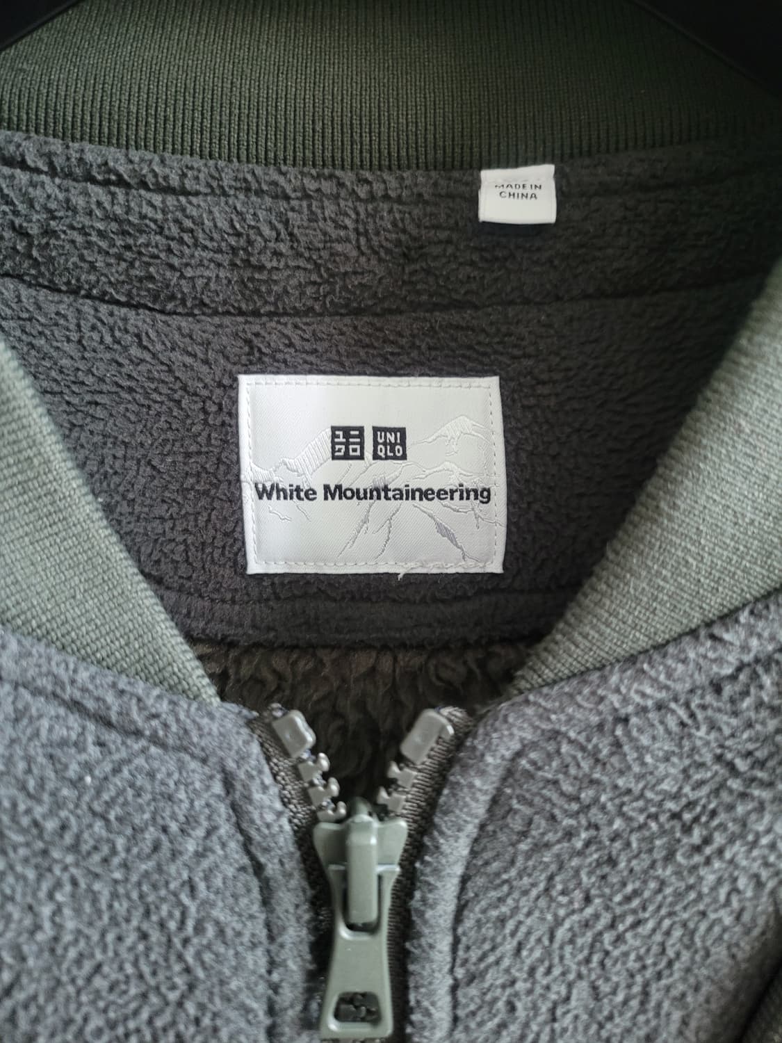 XL 유니클로 화이트마운티어링 후리스 자켓  상품이미지3