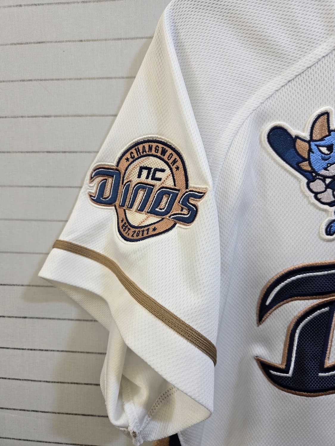 NC 다이노스 노마킹 야구 유니폼 화이트 상품이미지5