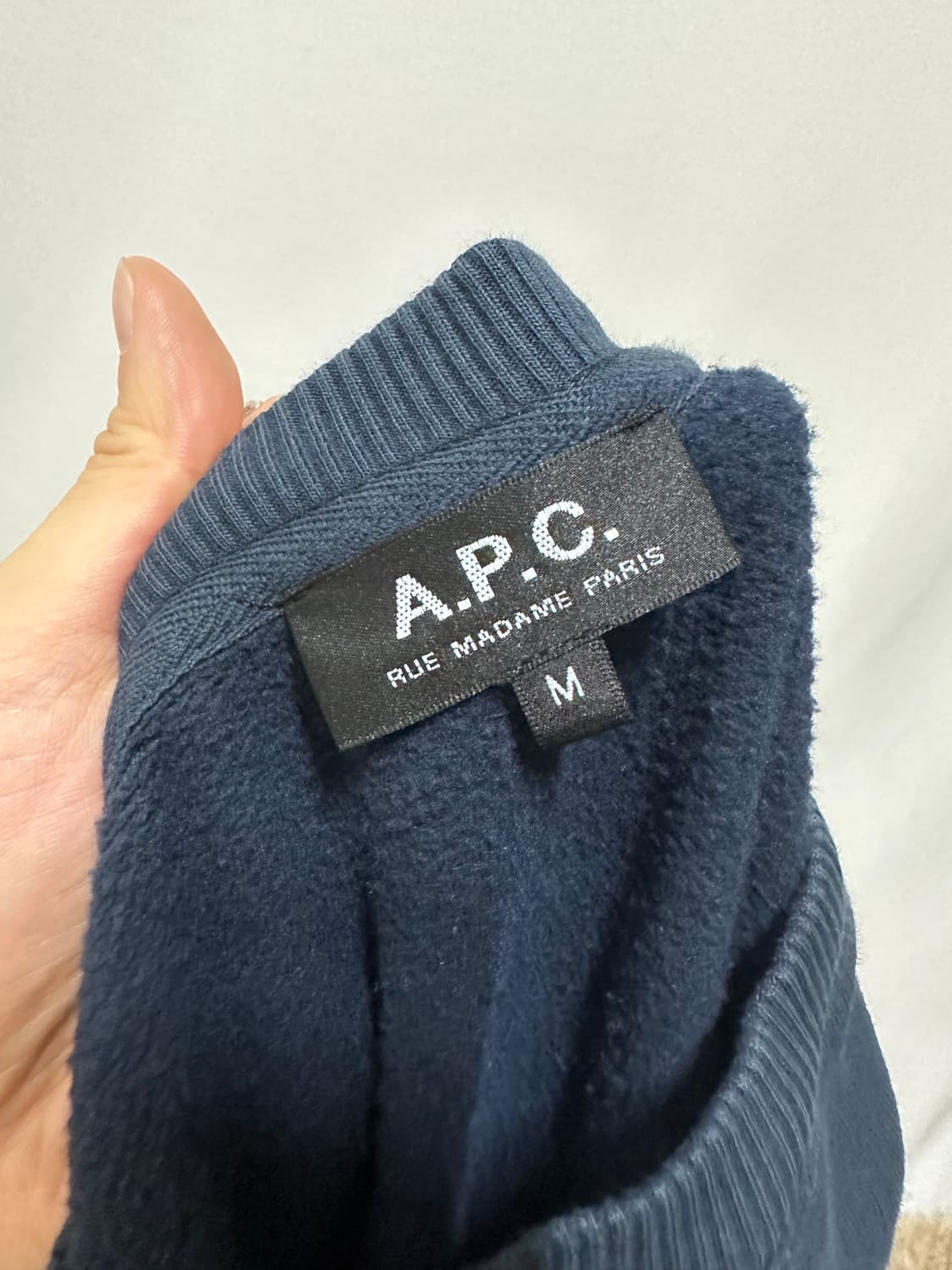 APC 맨투맨 상품이미지3