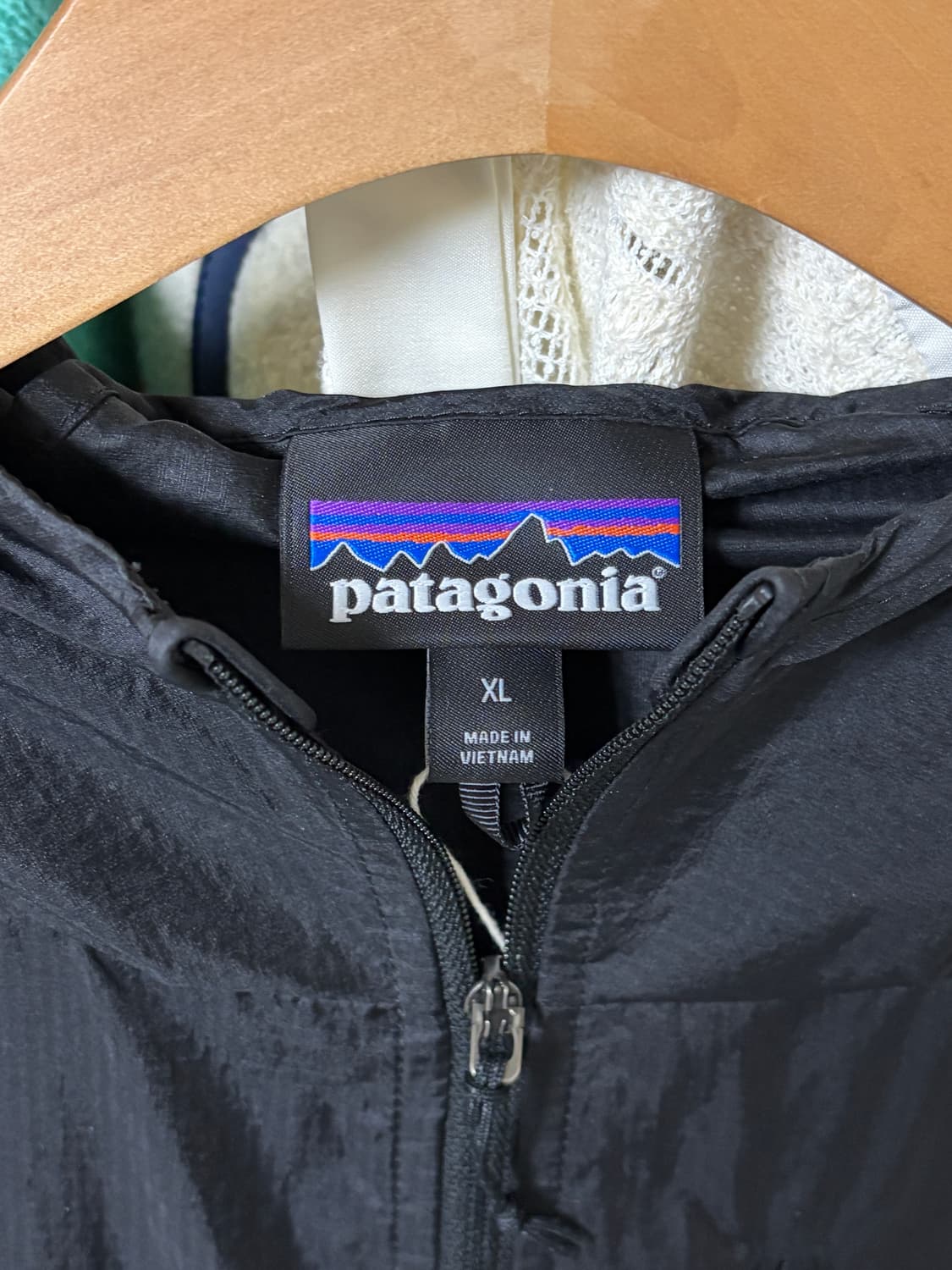 파타고니아 후디니 자켓 블랙 xl 상품이미지9