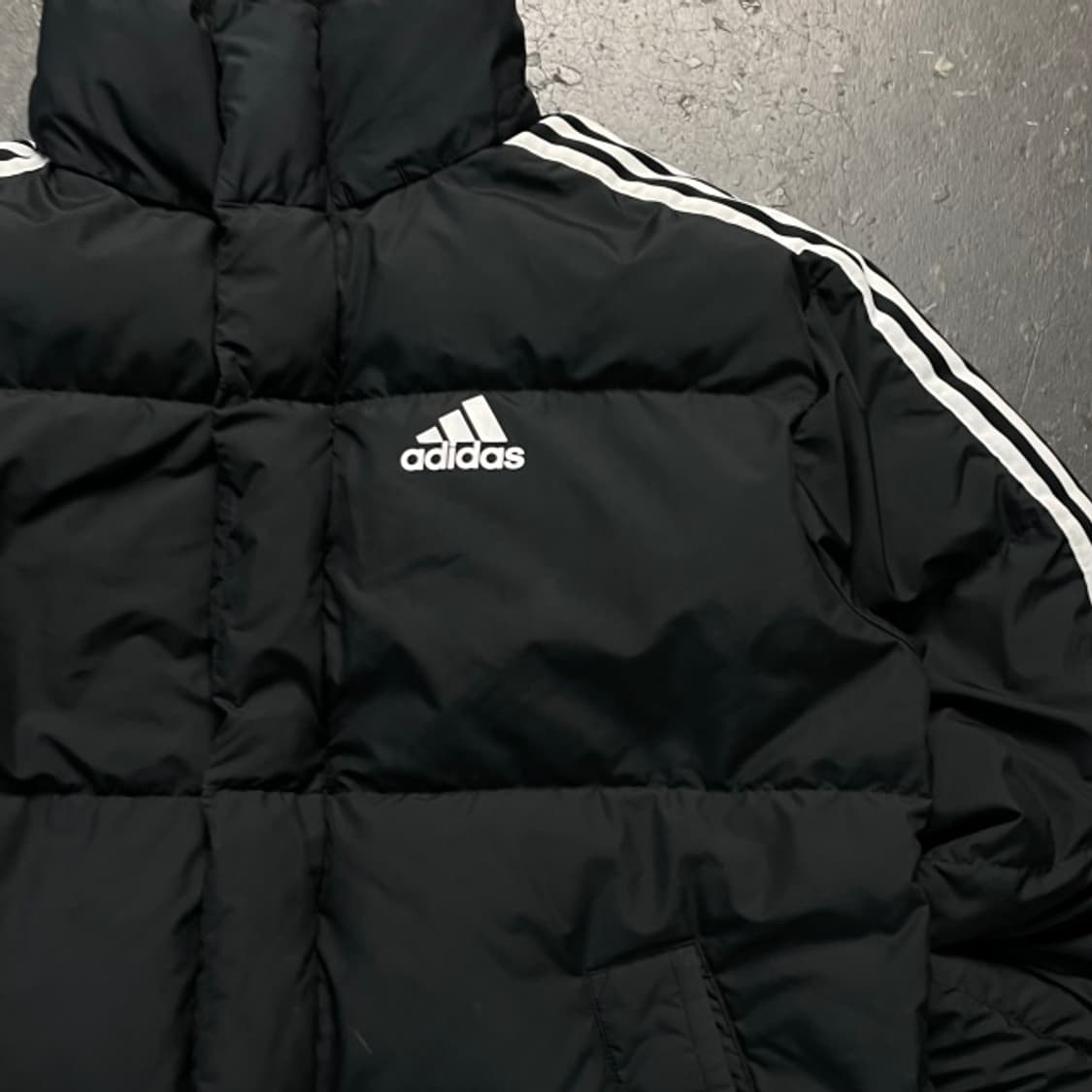100 아디다스 삼선 푸퍼 패딩 상품이미지2