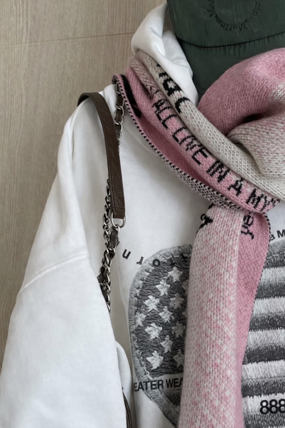 베니조프로덕트 머플러 상품이미지1