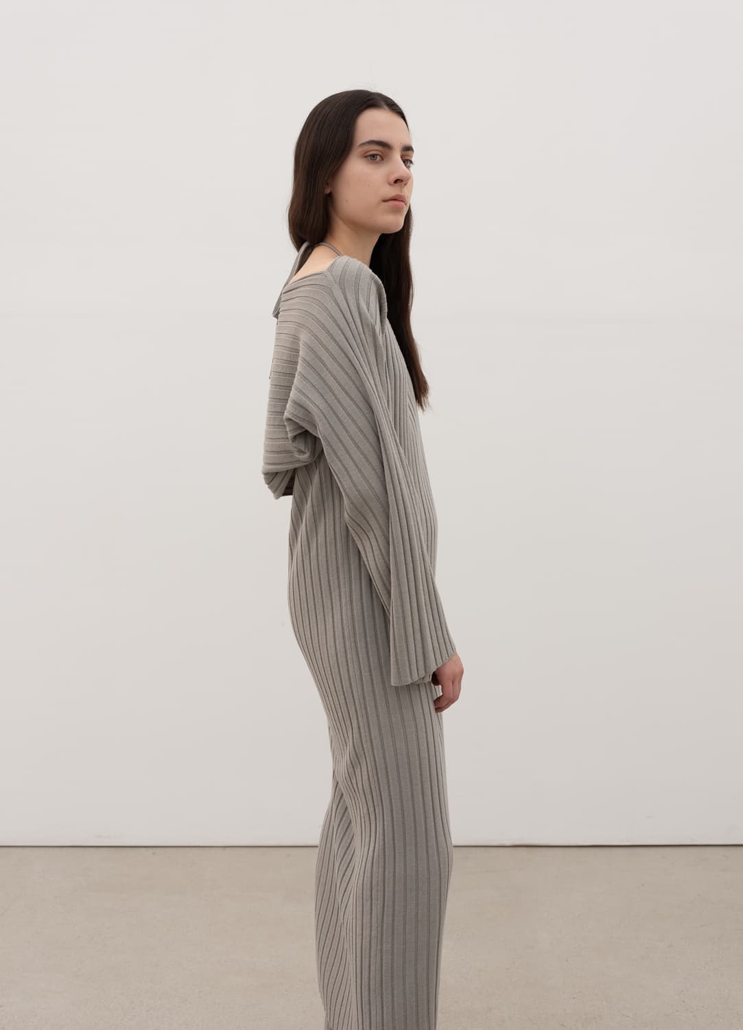 베르소 실크 울 탑드레스 세트 카키그레이 상품이미지5