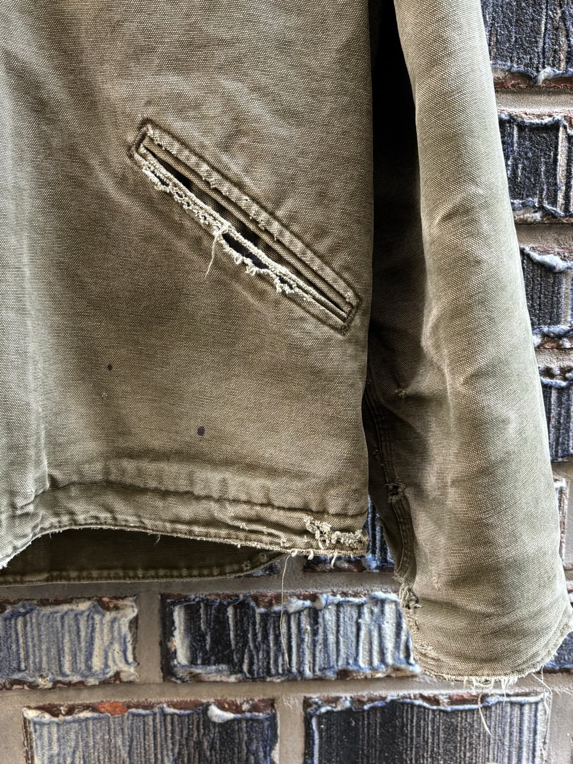 칼하트 j141 시에라 자켓 상품이미지4