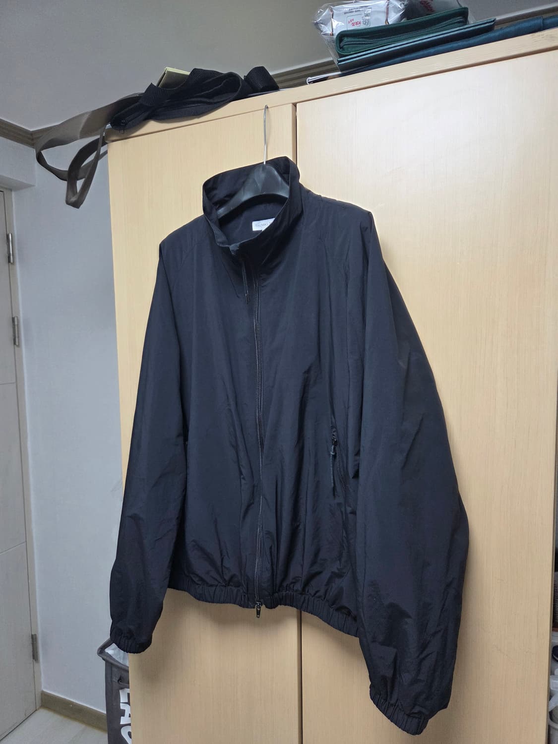 토마스모어 탱커 블루종 블랙 색상 
L 상품이미지5