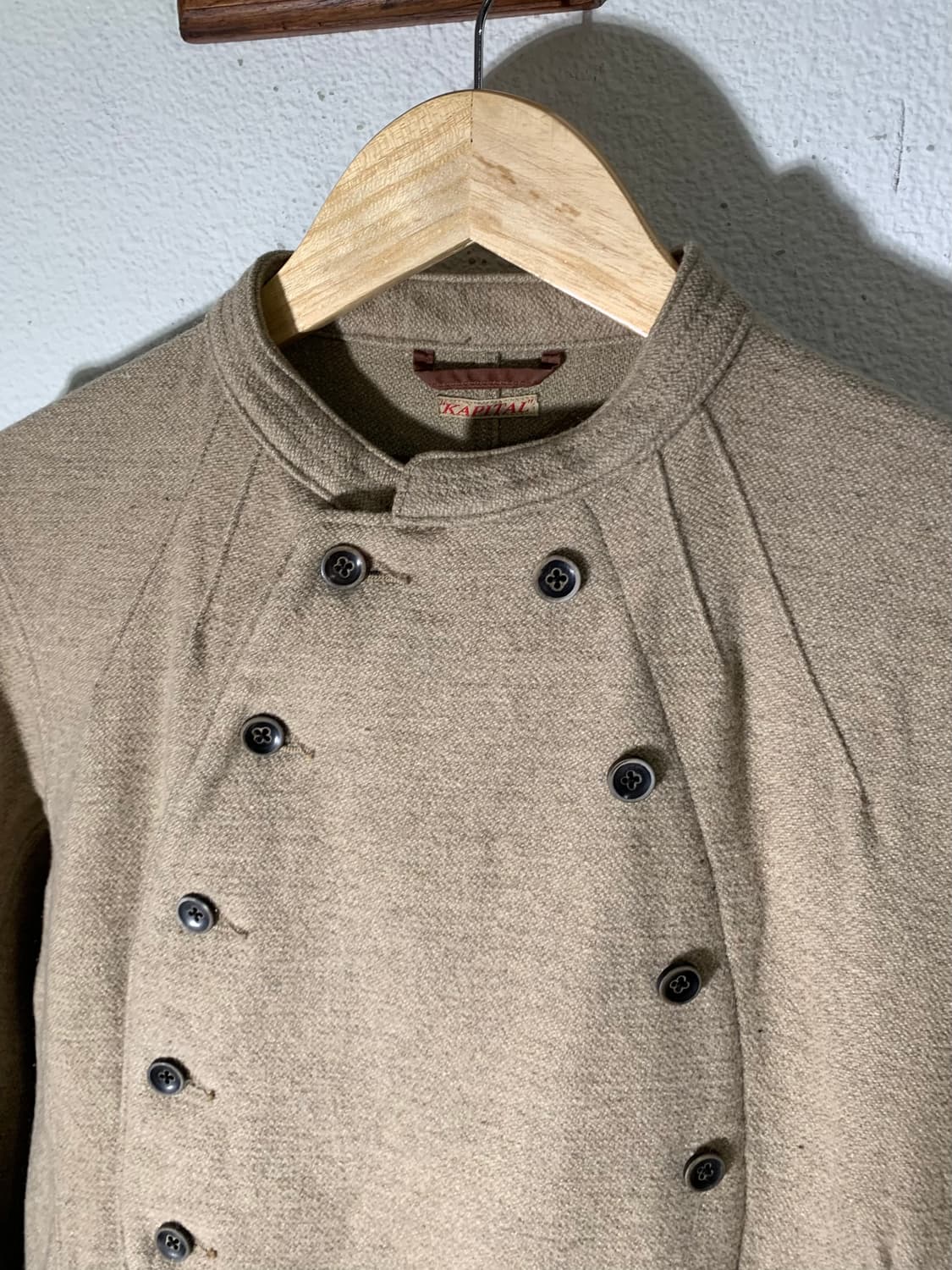 캐피탈 베이지 나폴레옹 아티잔 버튼 자켓 상품이미지2