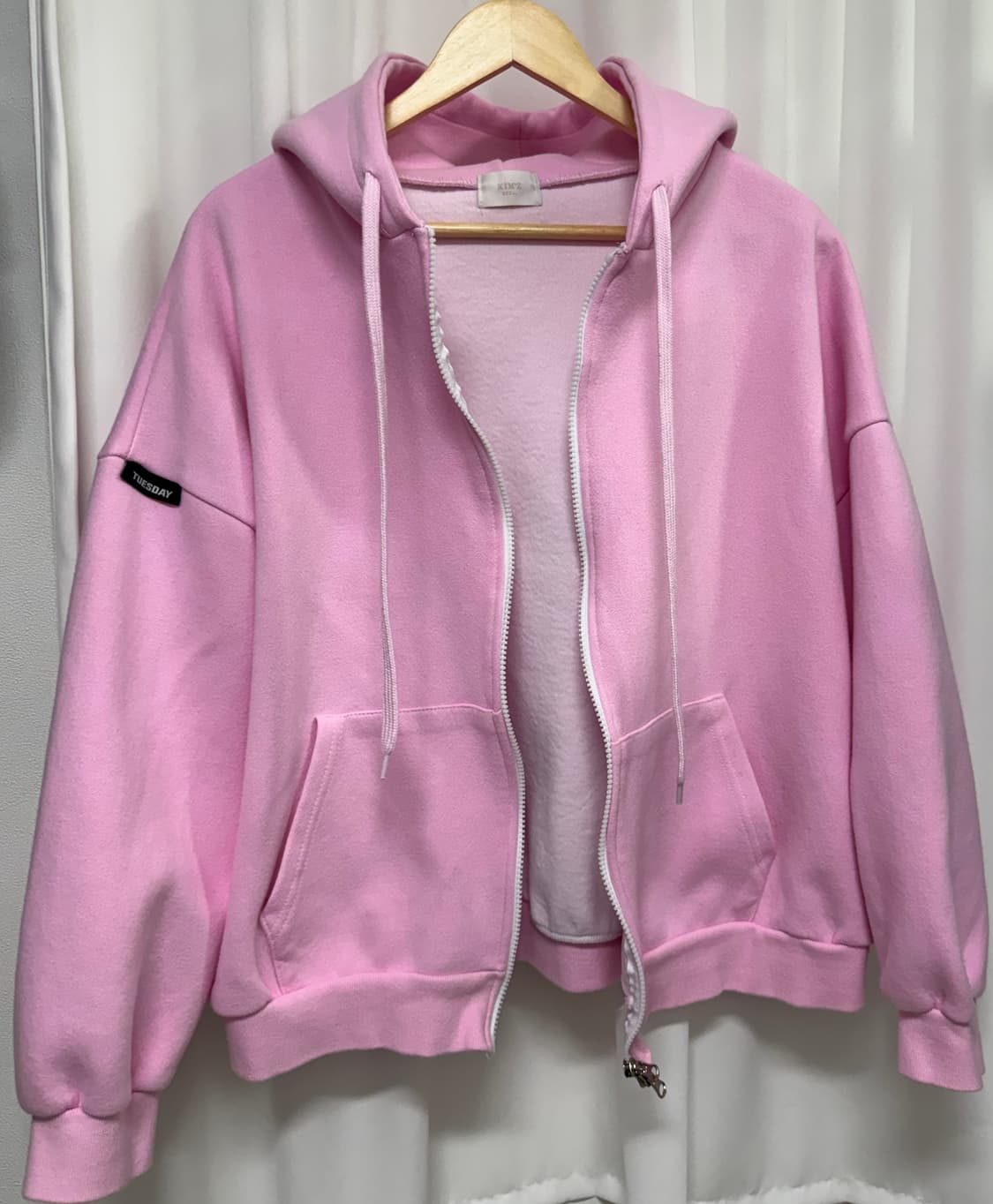 킴즈서울 핑크색 오버핏 후드 집업 상품이미지4