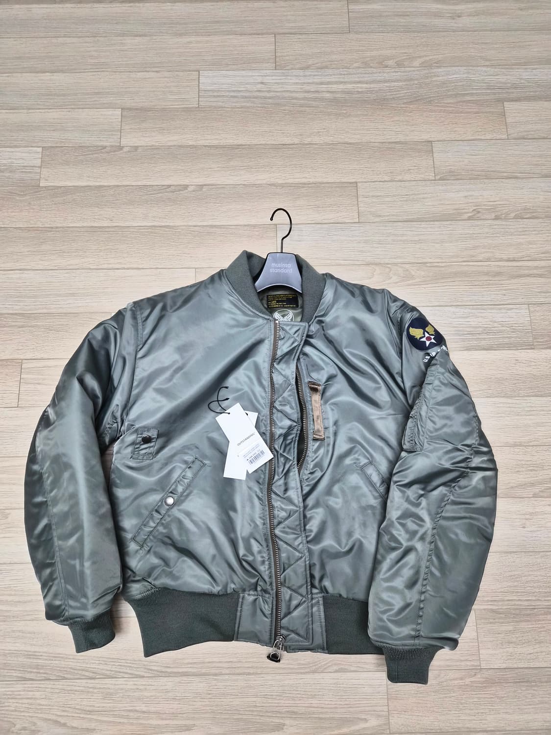 아웃스탠딩 MA-1 세이지 그린 L사이즈 상품이미지2