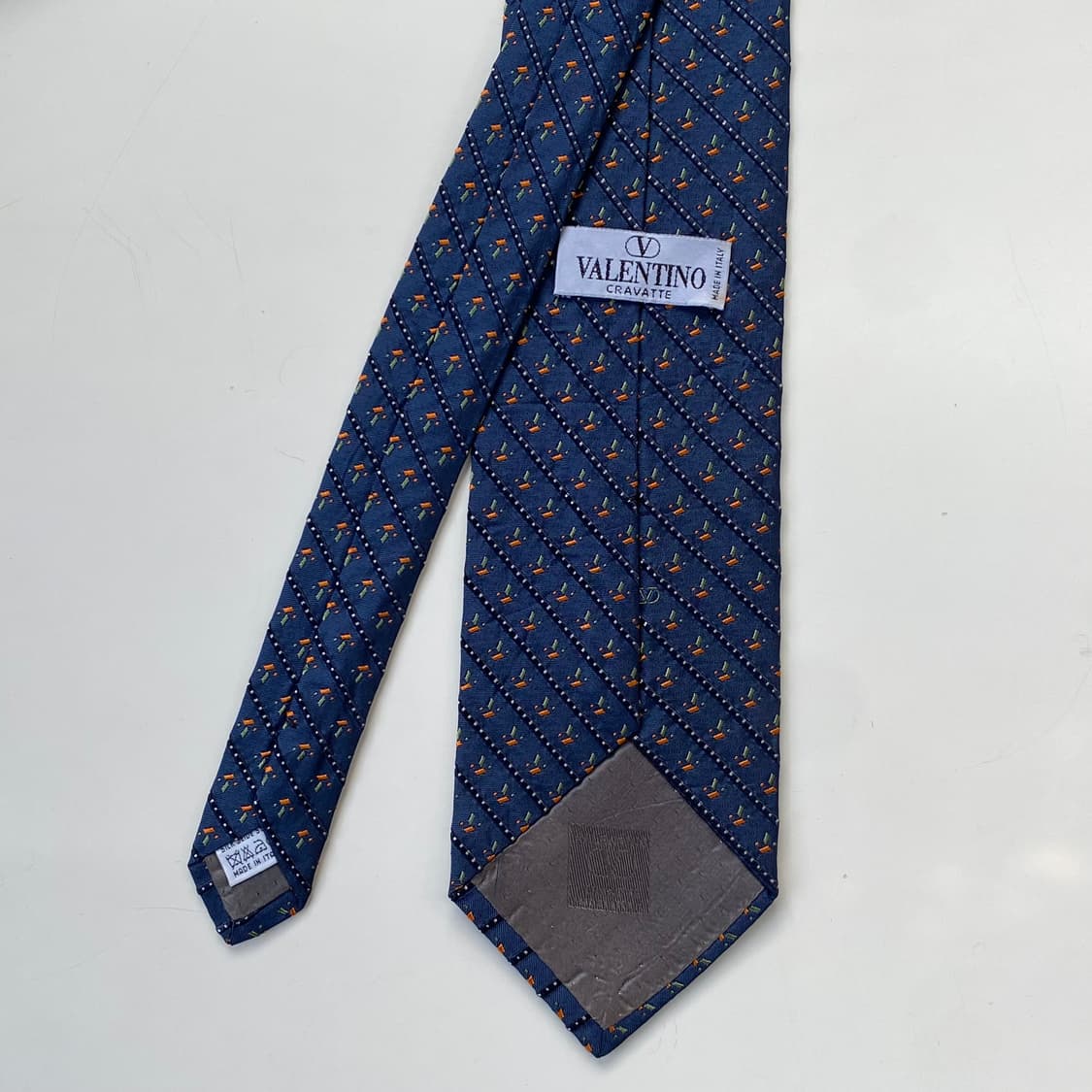 발렌티노(Valentino Garavani) 심플로고 정품 명품넥타이 상품이미지3