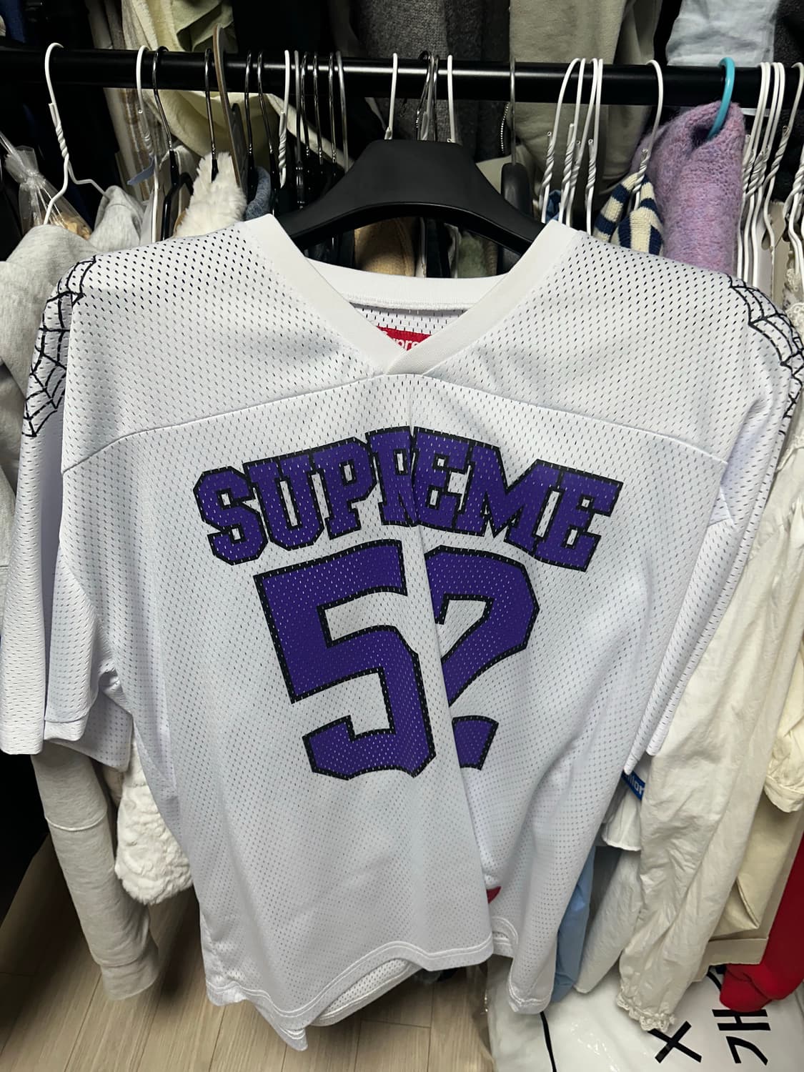 슈프림 스파이더웹 풋볼 저지 화이트 - 24SS 상품이미지2