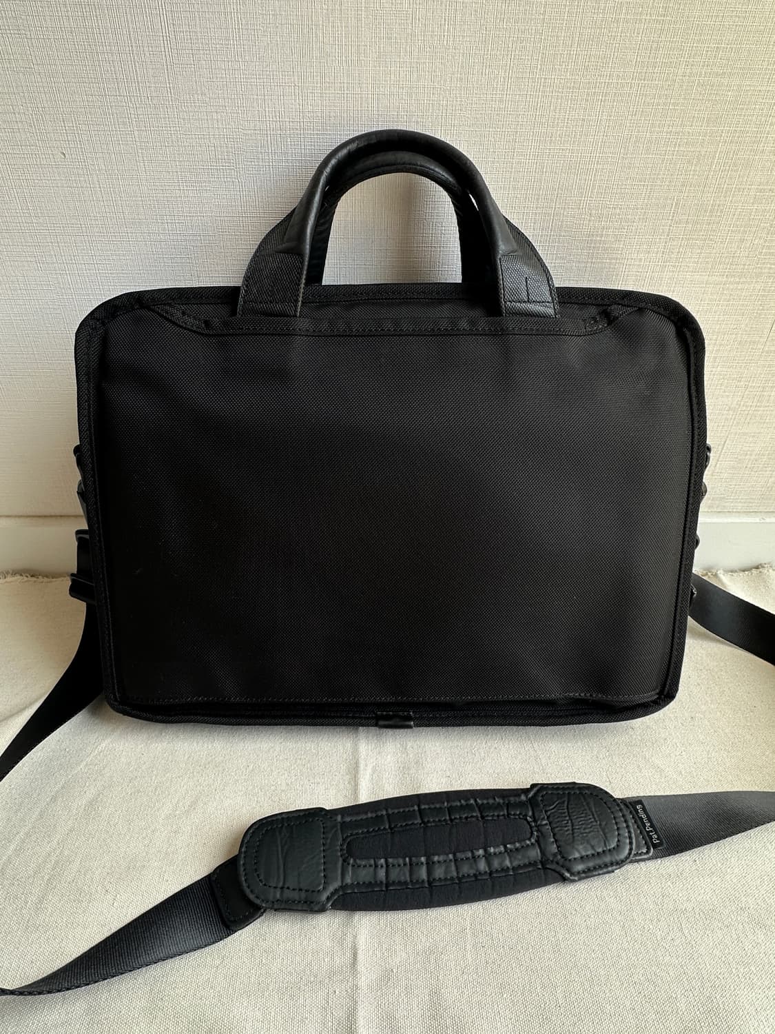 투미 알파2 티패스 슬림 브리프 서류가방 블랙 상품이미지2