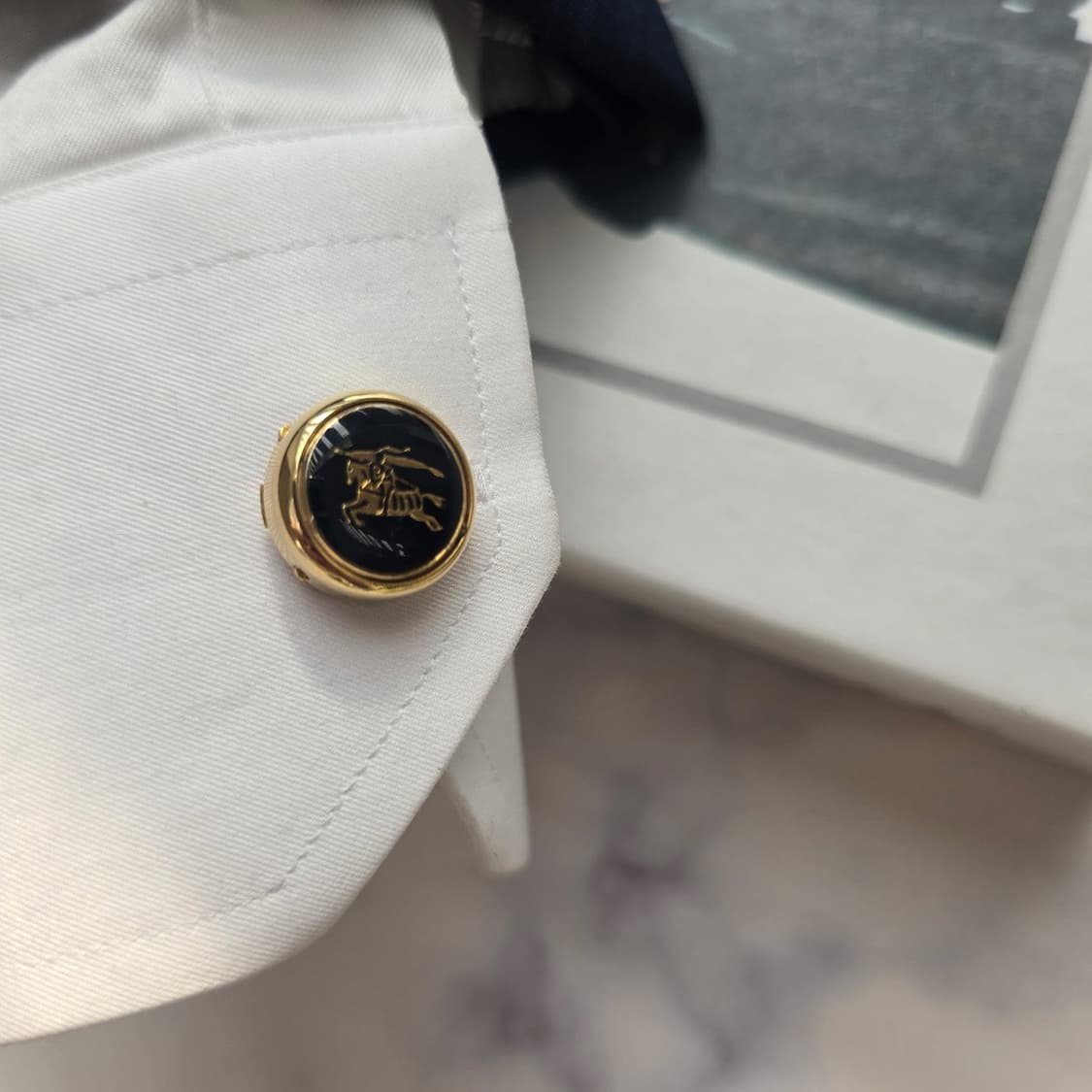 버버리 정품 명품 커프스 1.5cm A+등급 J5
 상품이미지9