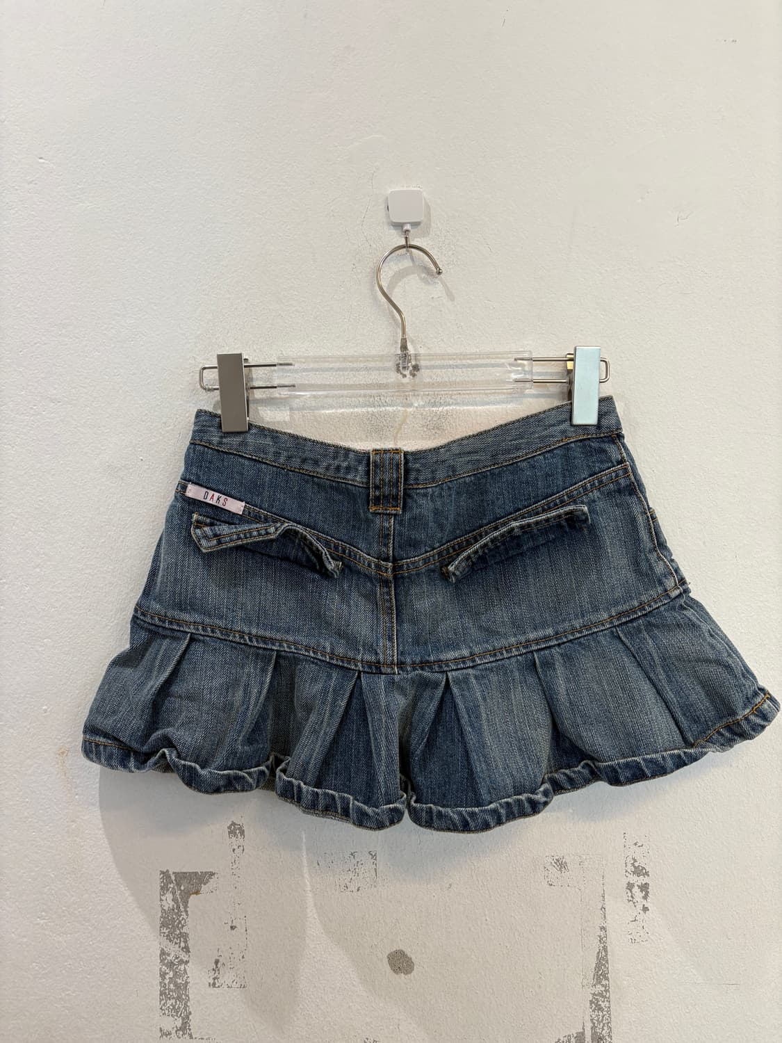 DAKS Pleated Denim Mini Skirt 상품이미지5