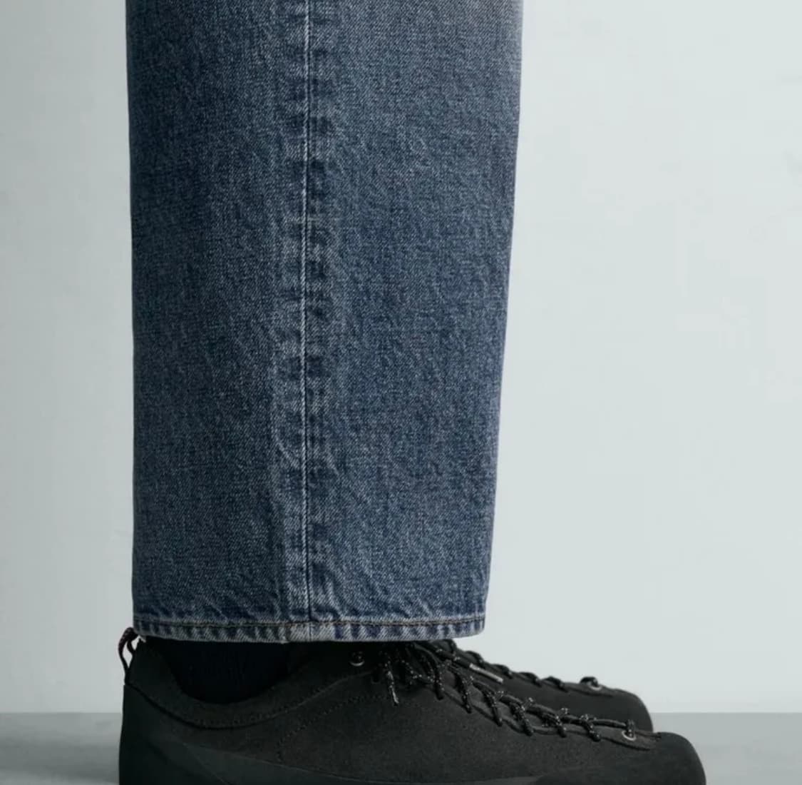 [43] Aaron Levien X ZARA 비브람 솔 스니커즈 팝니다 상품이미지2