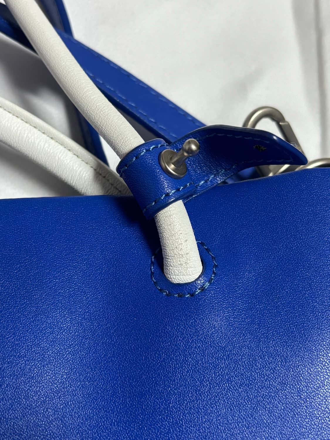 아더에러 쇼퍼백 초판 상품이미지2