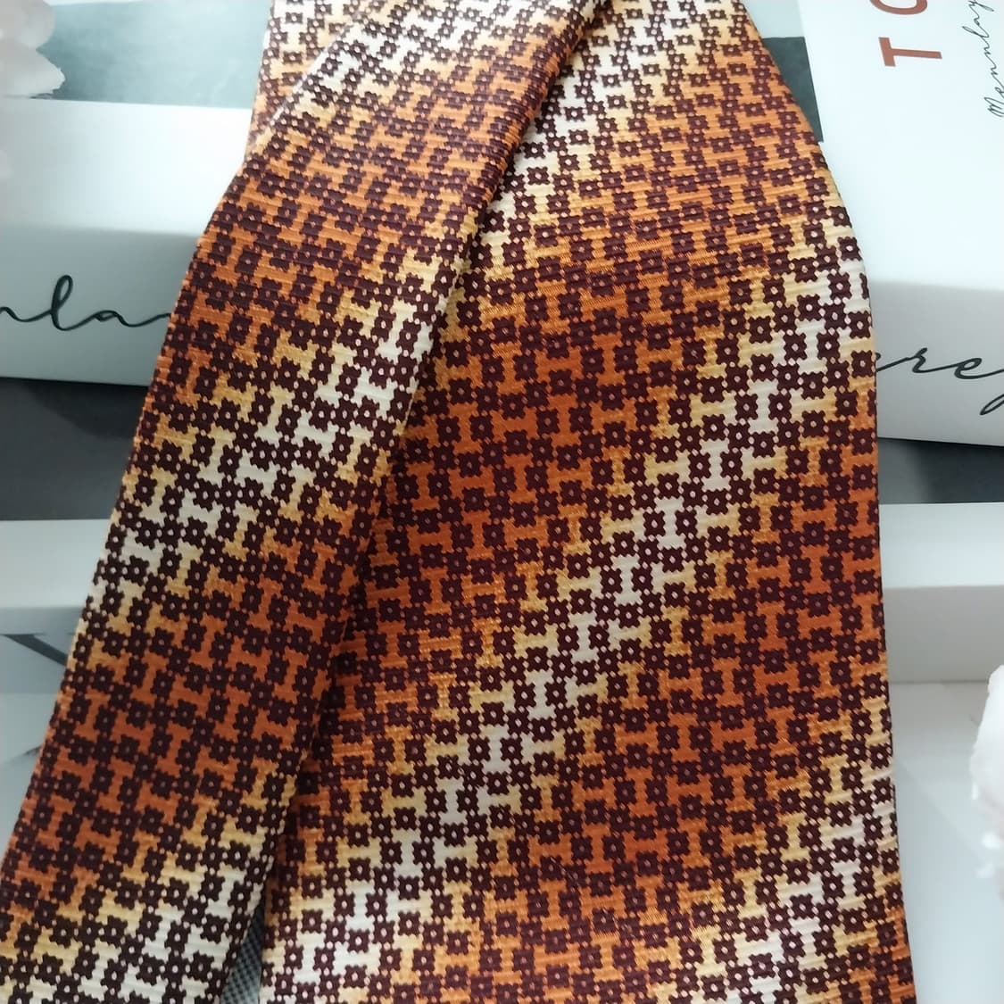 피에르 발망 실크 오렌지 체크 넥타이 9.9cm A등급 K1180
 상품이미지2