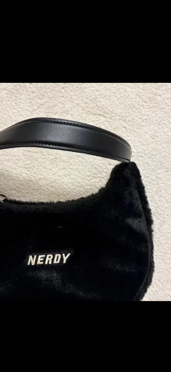 (새상품) 널디 퍼 투웨이 숄더백 호보백 크로스백 상품이미지5