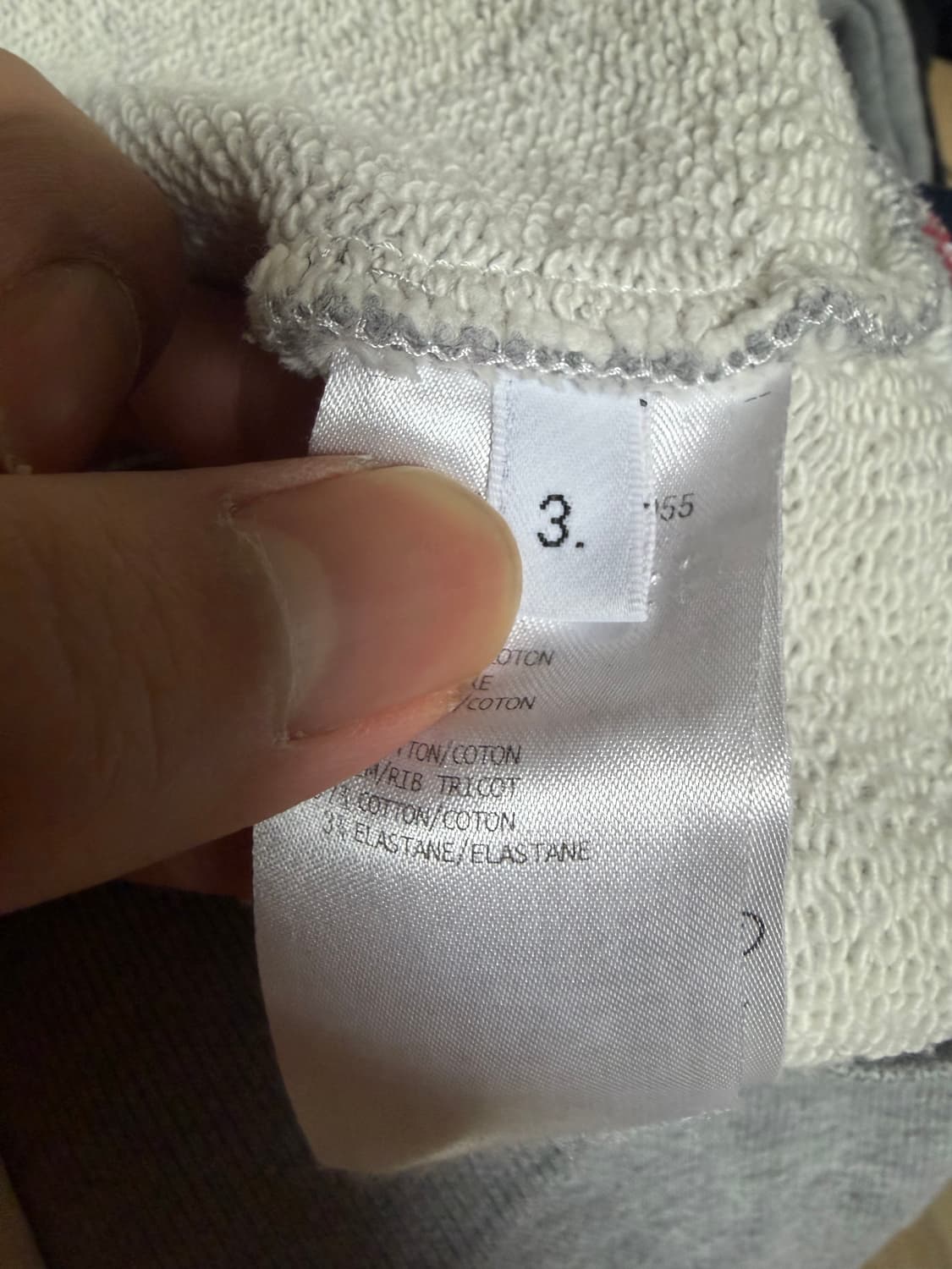 톰브라운 백삼선 맨투맨 그레이 3size 상품이미지5