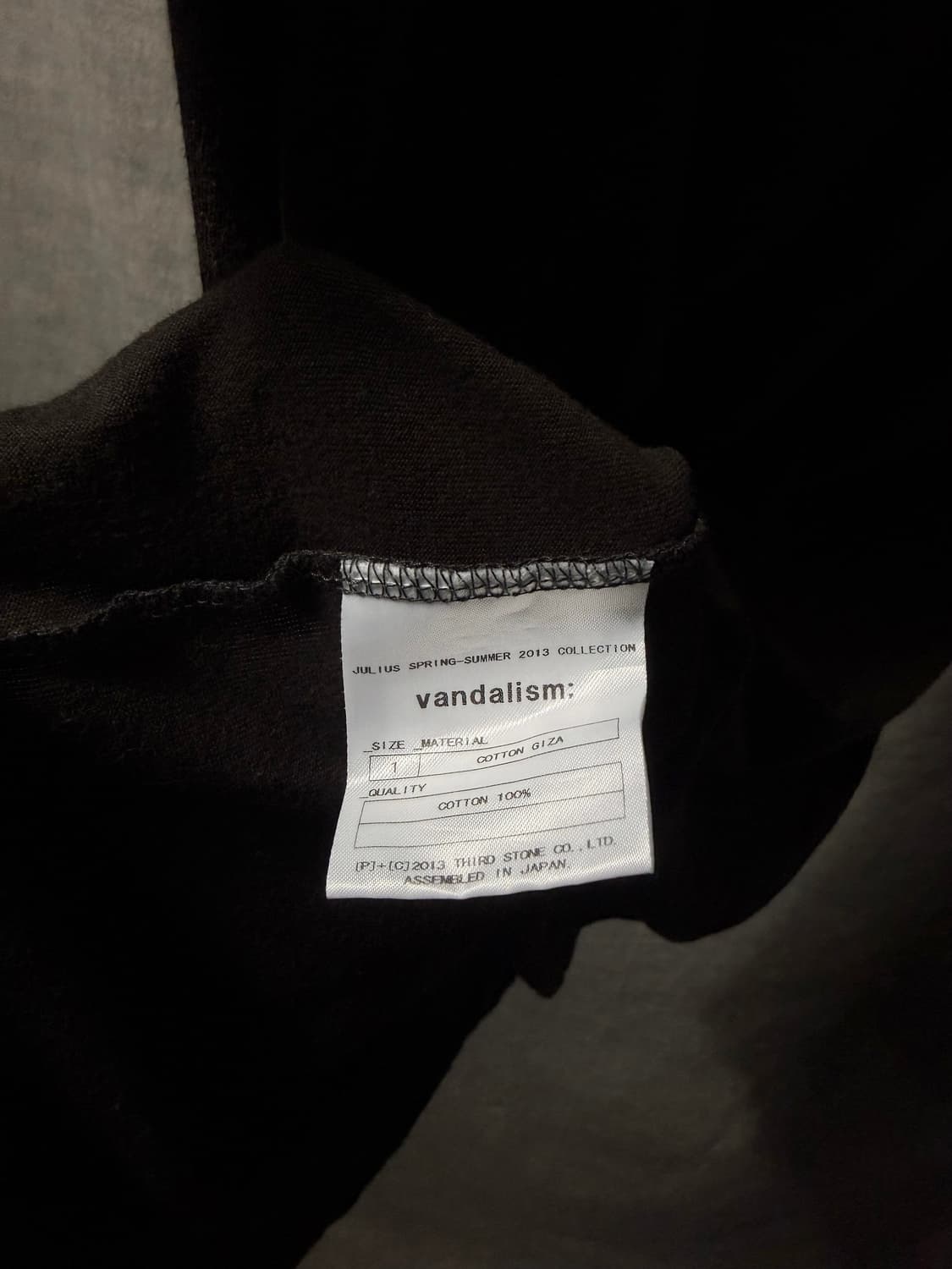 Julius 13SS [vandalism;] V-Neck T-shirt  상품이미지9