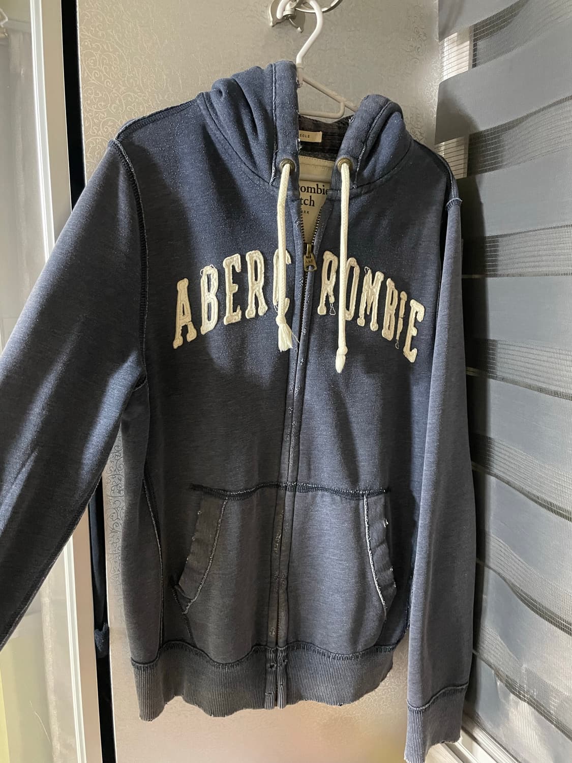 아베크롬비앤피치 후드집업 상품이미지1