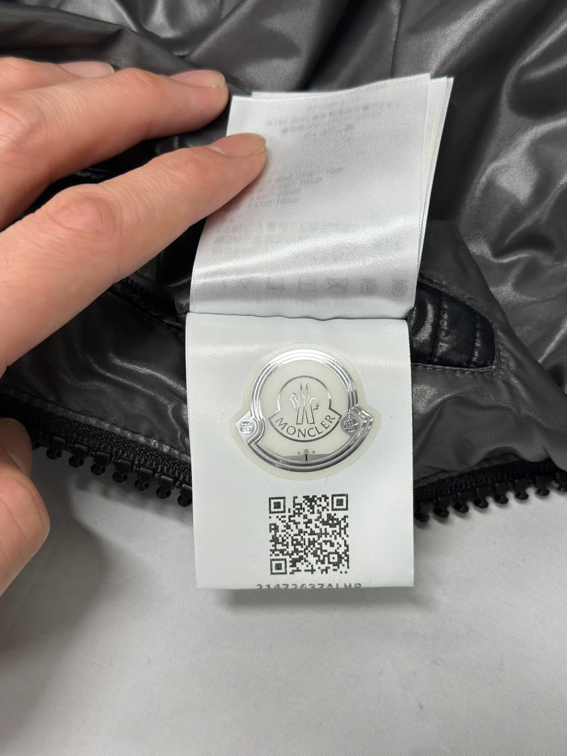 몽클레어 마야 패딩 6사이즈
 상품이미지9