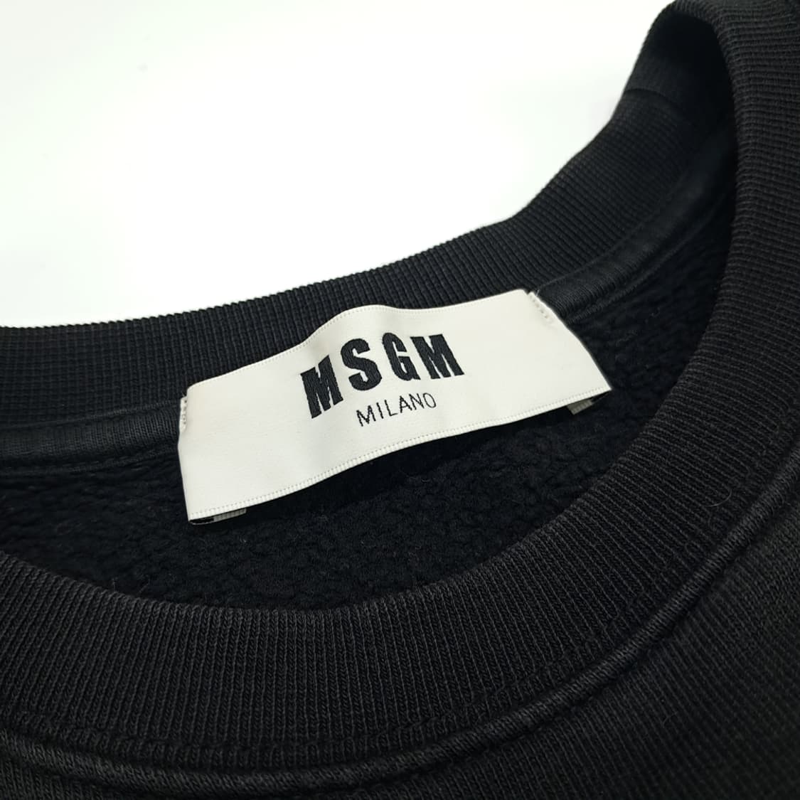 CN513W S MSGM 밀라노 로고 블랙 맨투맨 상품이미지4