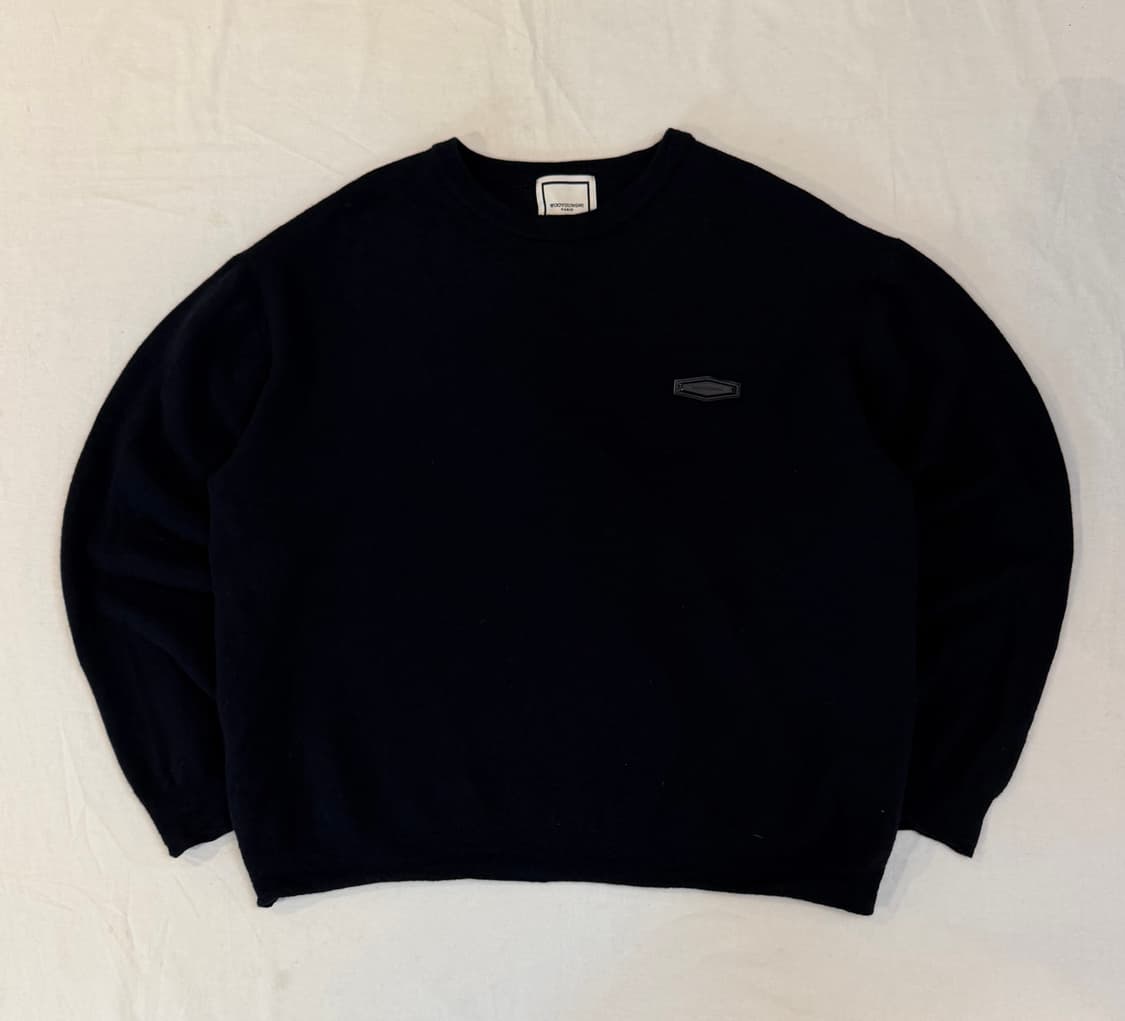 우영미 22ss 시그니쳐 로고 디테일 울 니트 딥 네이비 상품이미지2