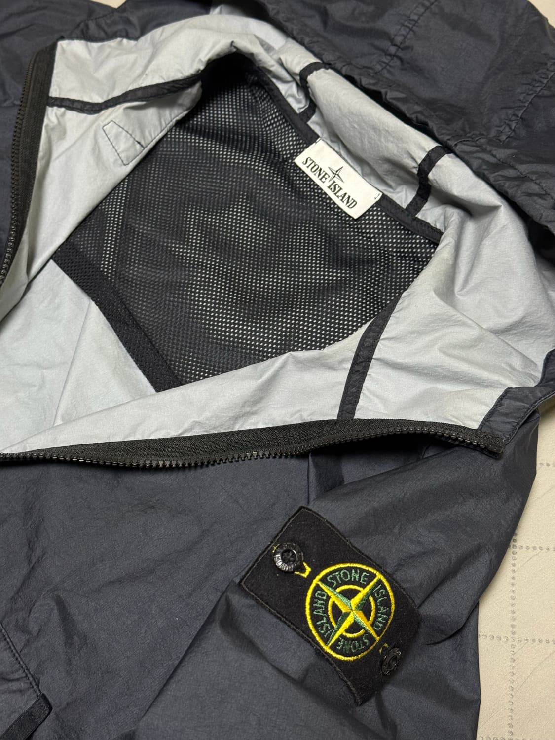 스톤아일랜드 멤브라나 바람막이 S [정품] 상품이미지3
