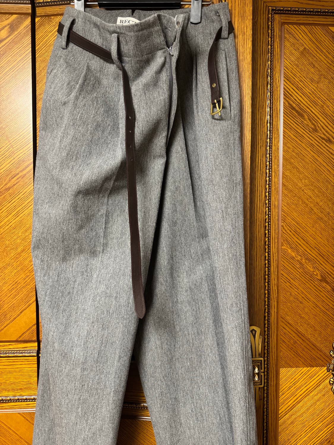 렉토 25FW QUINCY WOOL BELTED PANTS L사이즈 상품이미지1