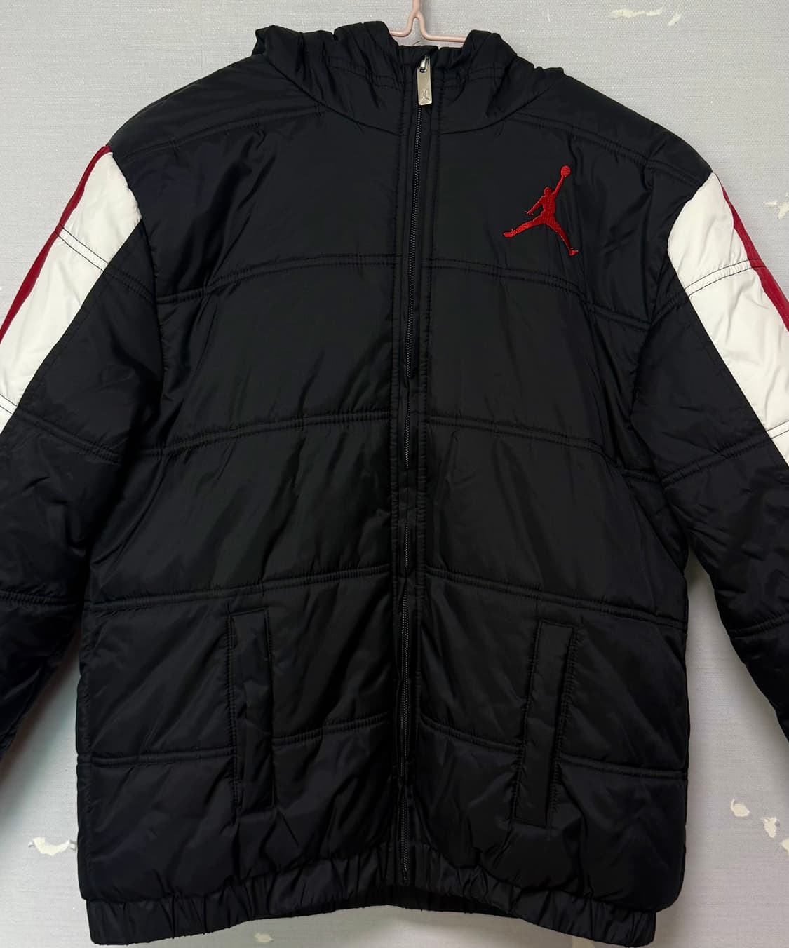 조던 패딩 판매합니다 상품이미지1